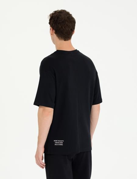 Siyah Regular Fit Bisiklet Yaka Tişört - 50264572047