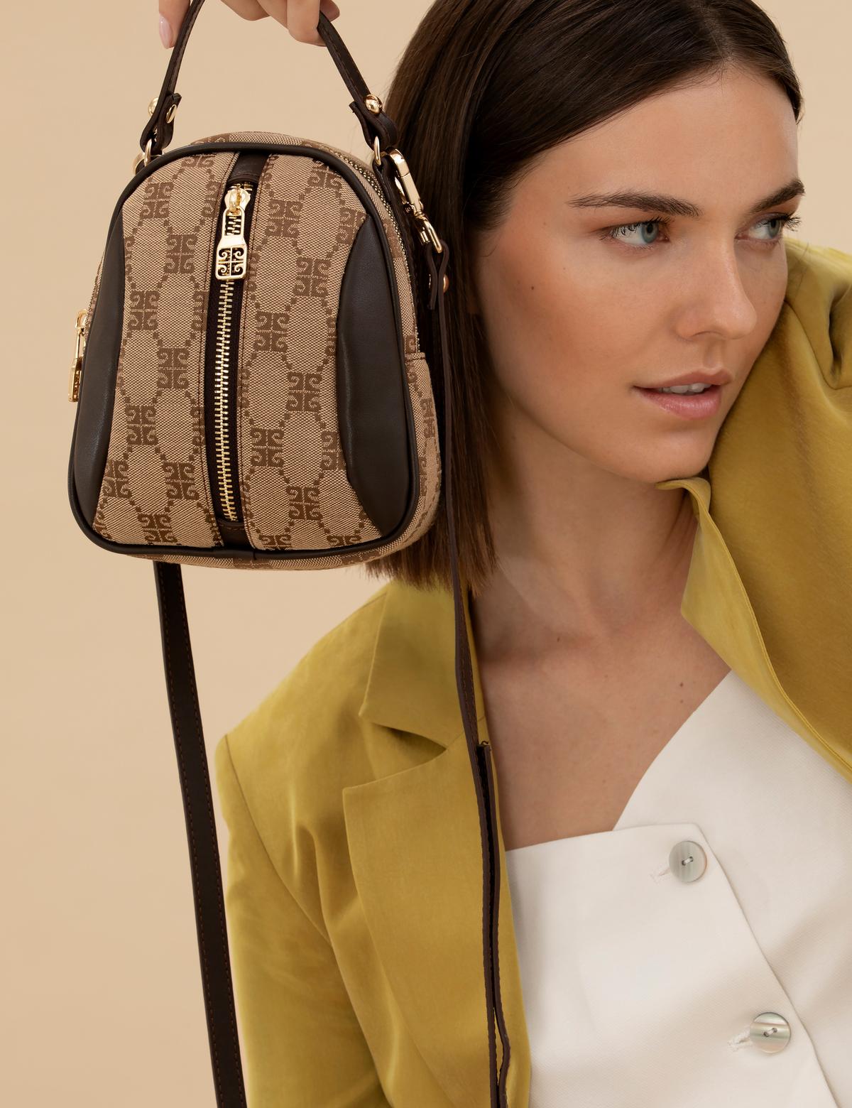 Kahverengi Çapraz Çanta