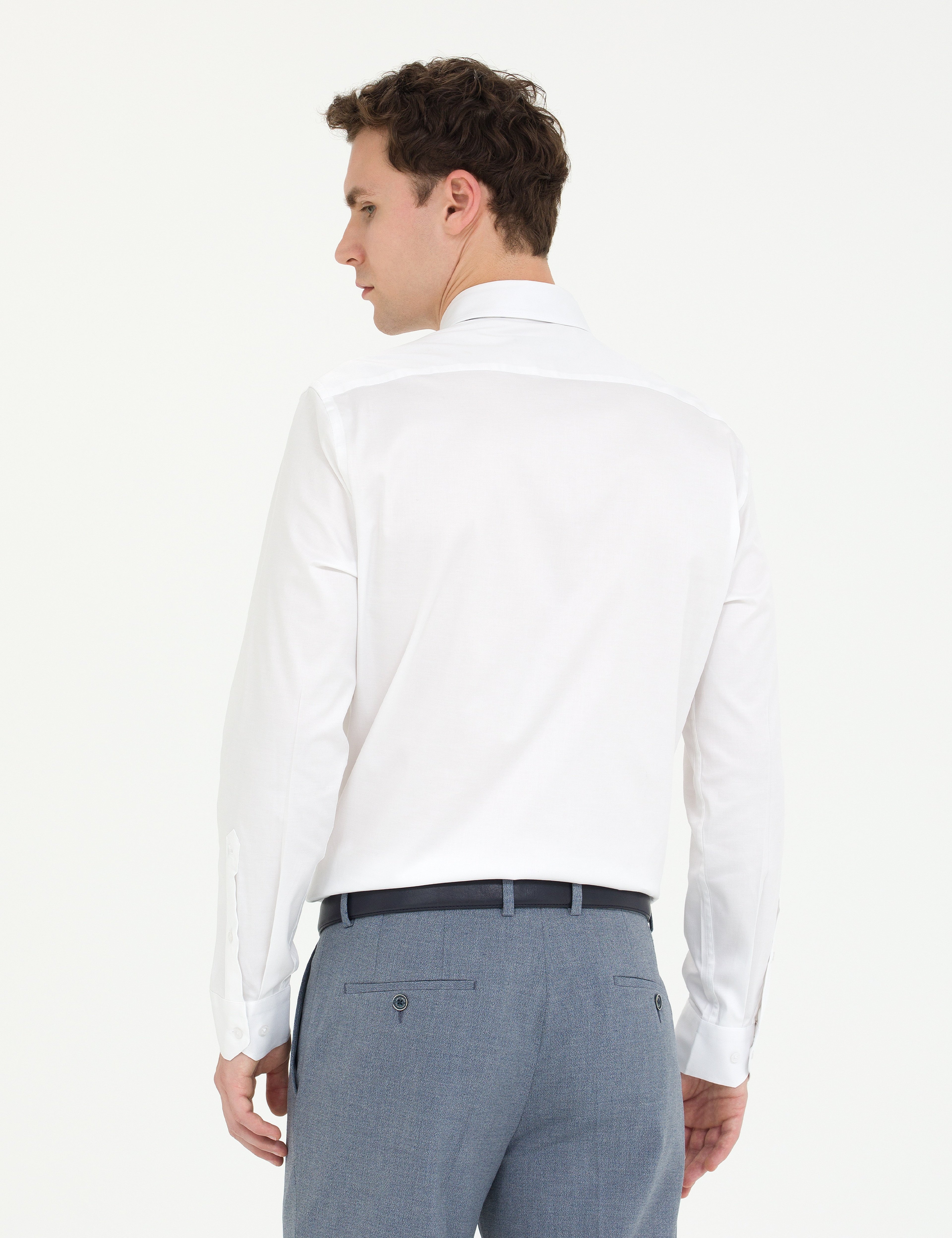 Beyaz Likralı Kolay Ütülenebilir Ekstra Slim Fit Basic Gömlek - Image 5