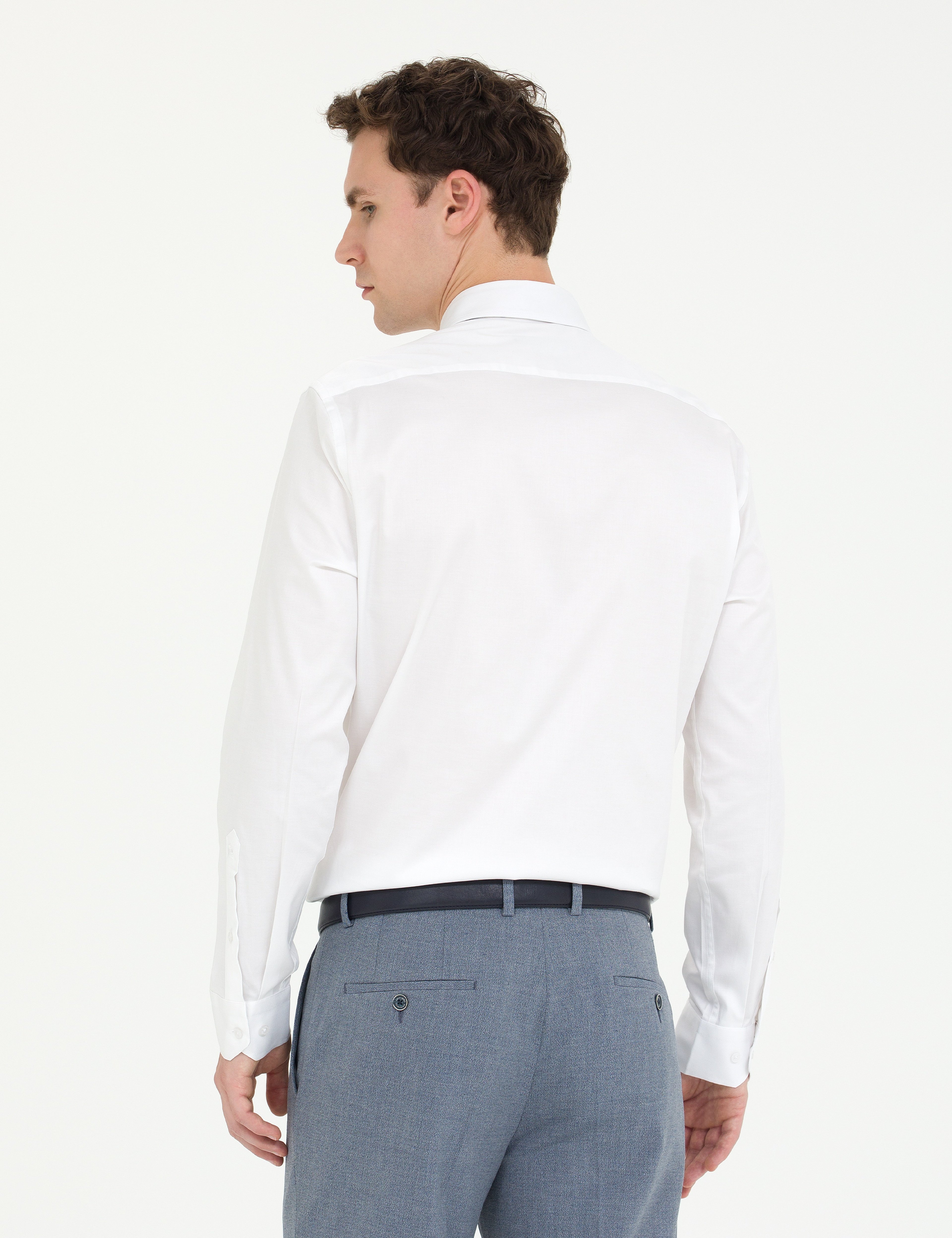 Beyaz Likralı Kolay Ütülenebilir Ekstra Slim Fit Basic Gömlek