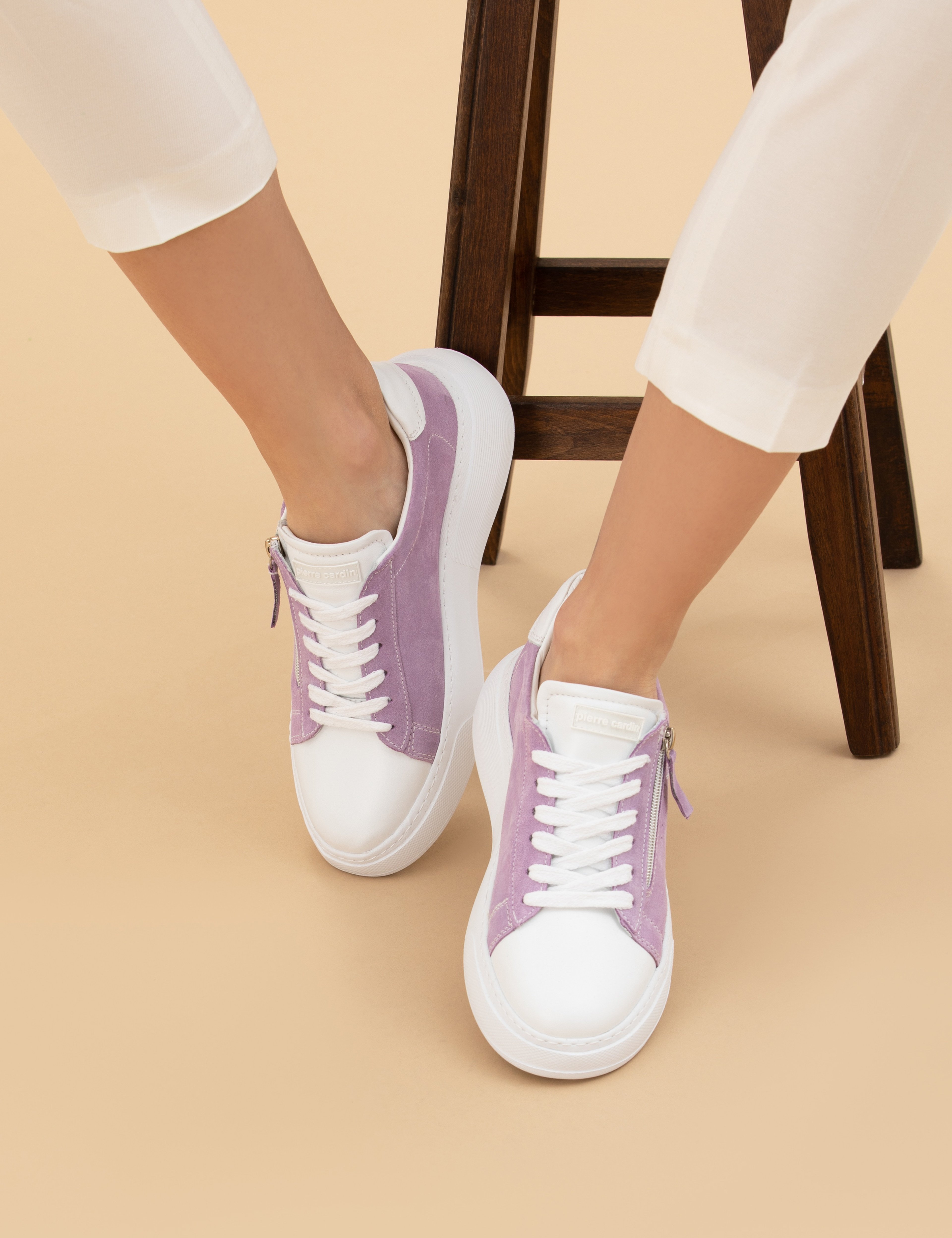 Lila Deri Sneaker - Image 1