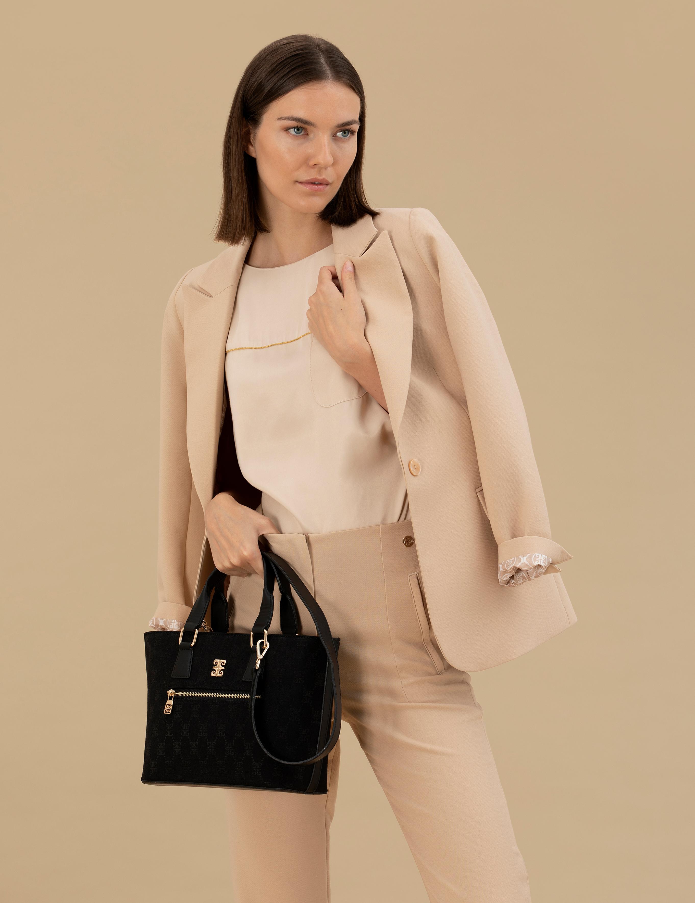 Siyah Çapraz Çanta