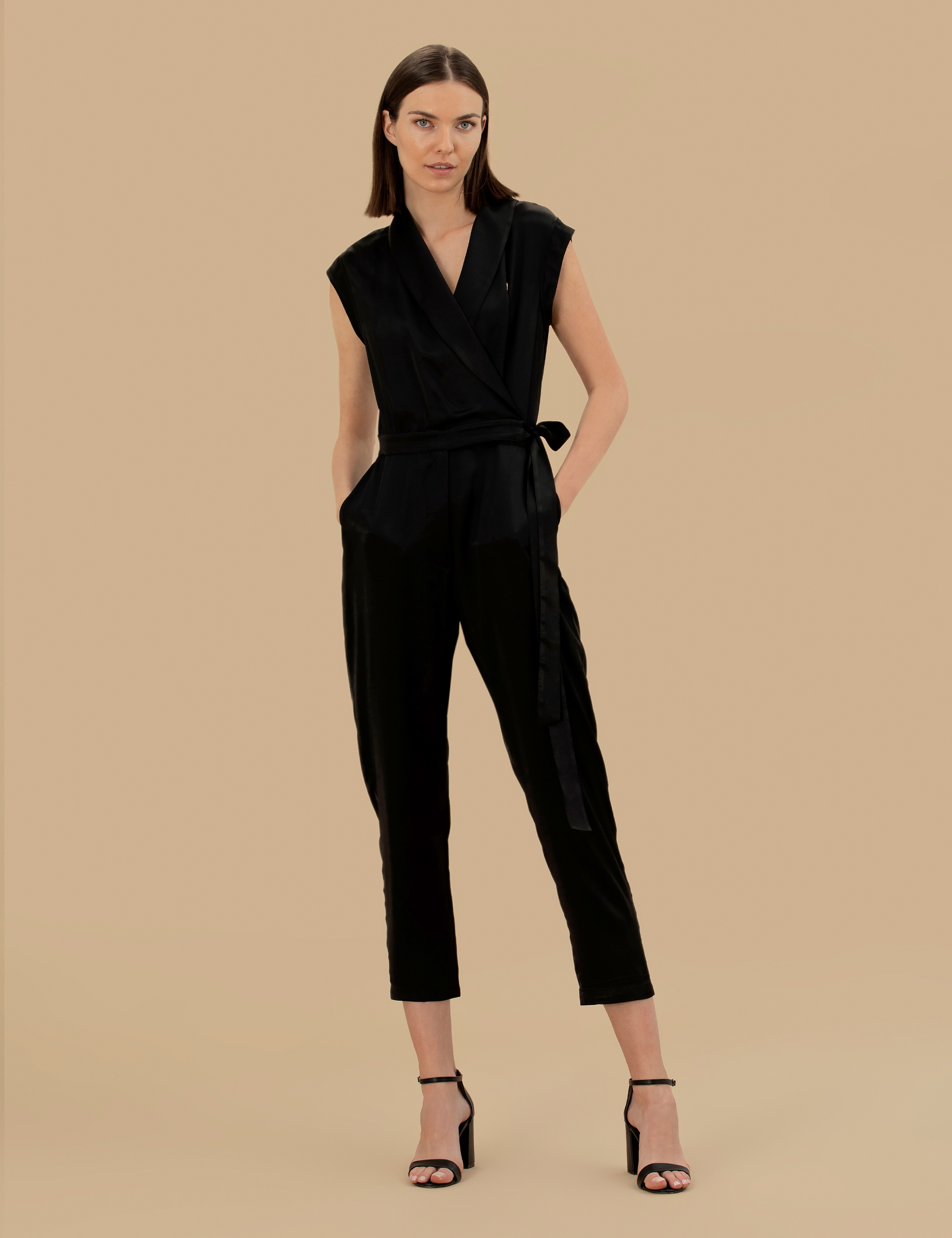 Siyah Comfort Fit Dokuma Tulum