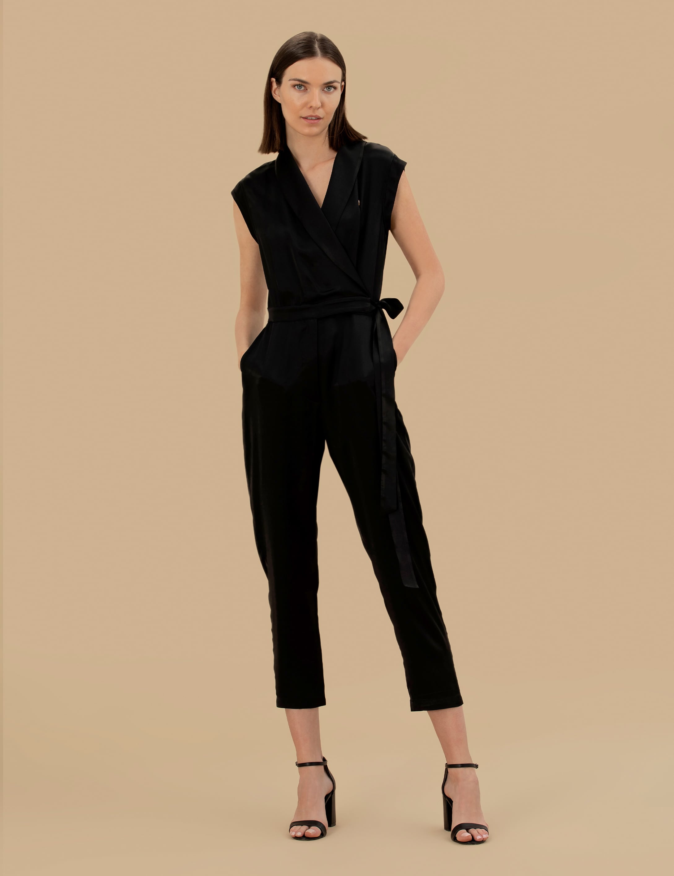 Siyah Comfort Fit Dokuma Tulum