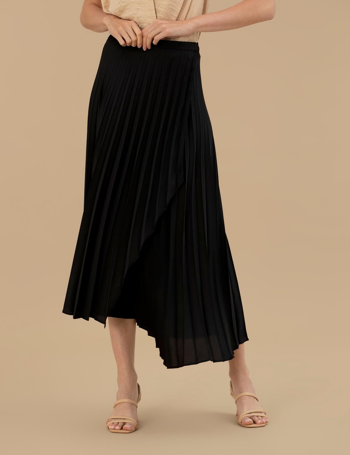 Siyah Dokuma Etek - 50268502003