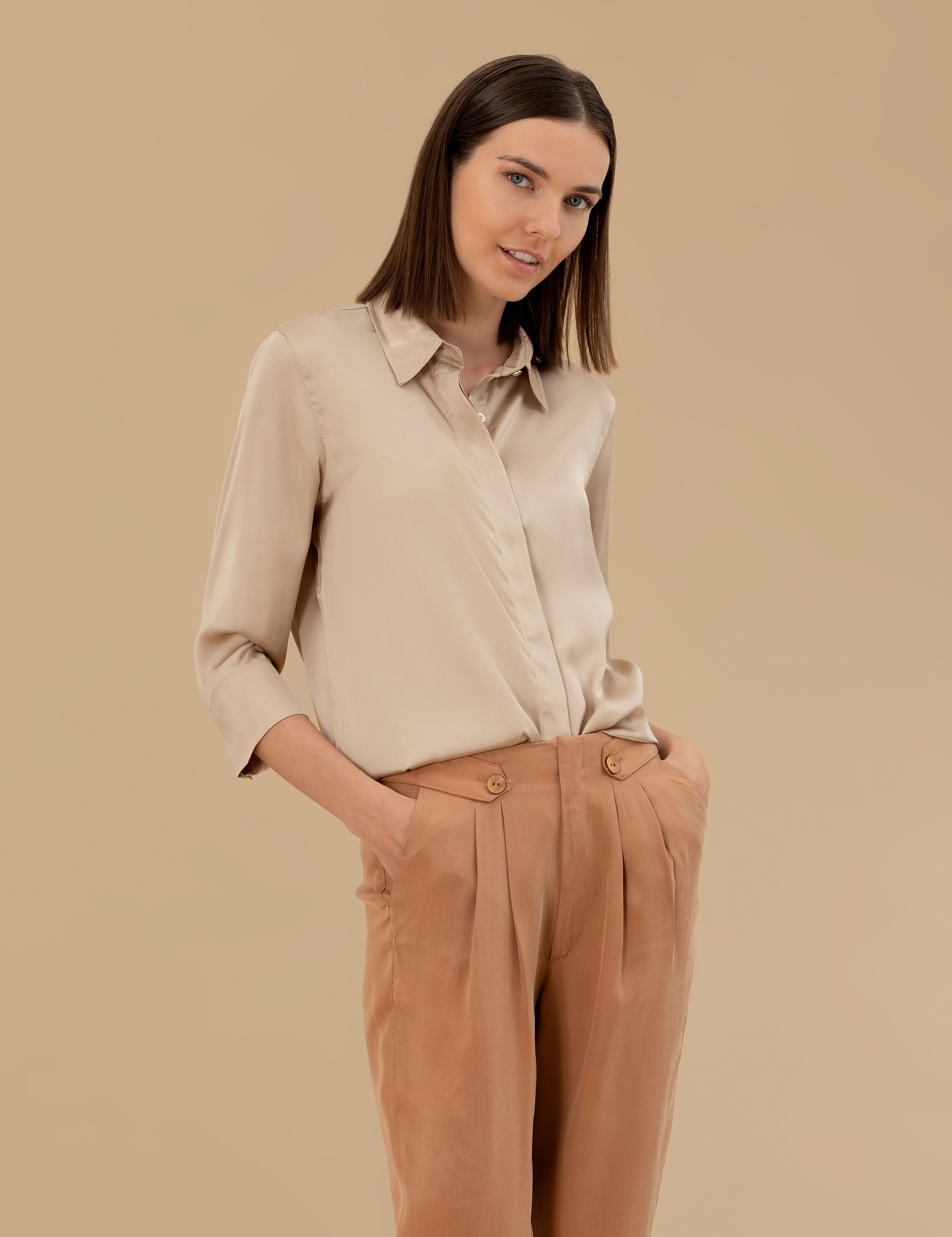 Kum Comfort Fit Saten Gömlek - Image 1