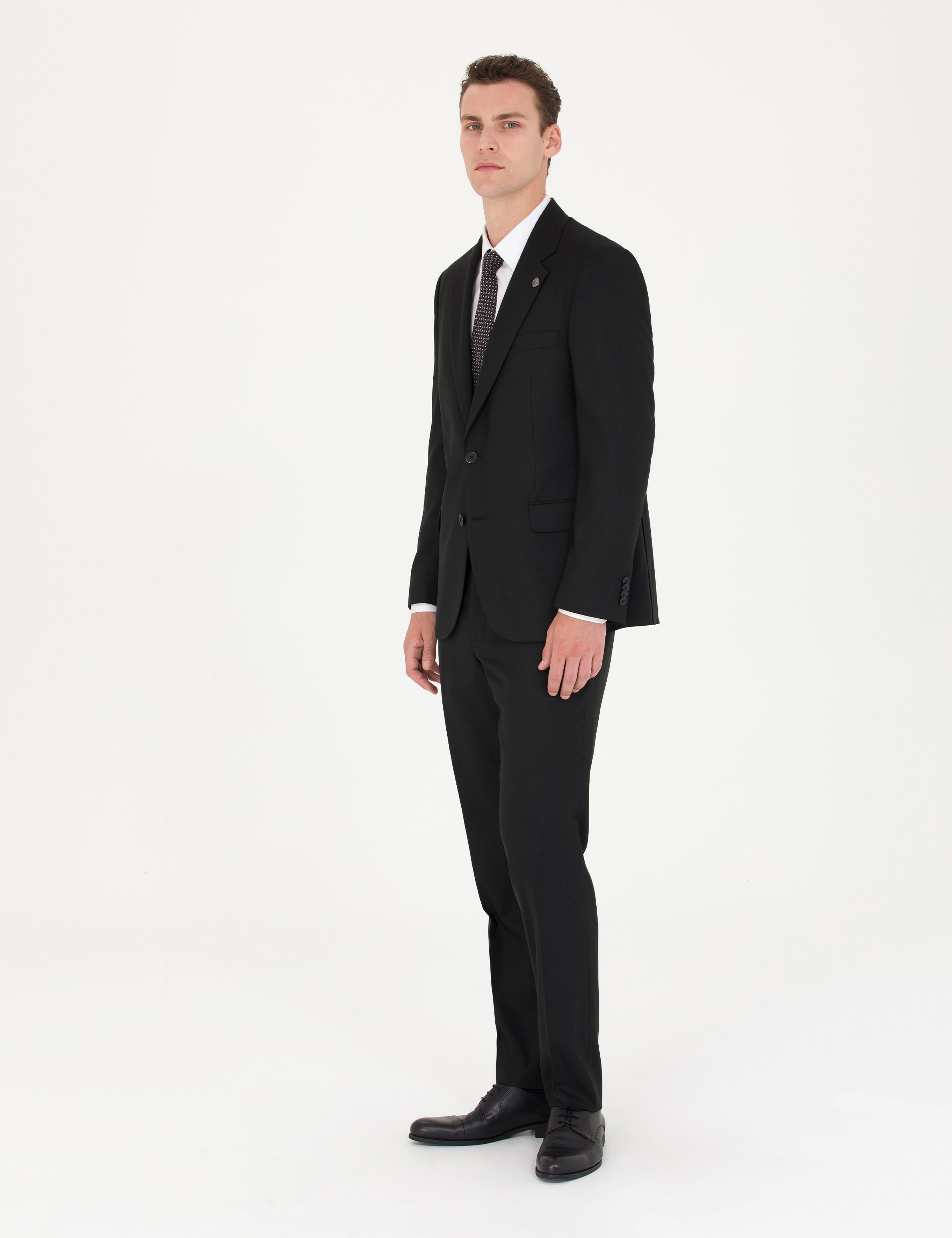 Siyah Klasik Takım Elbise