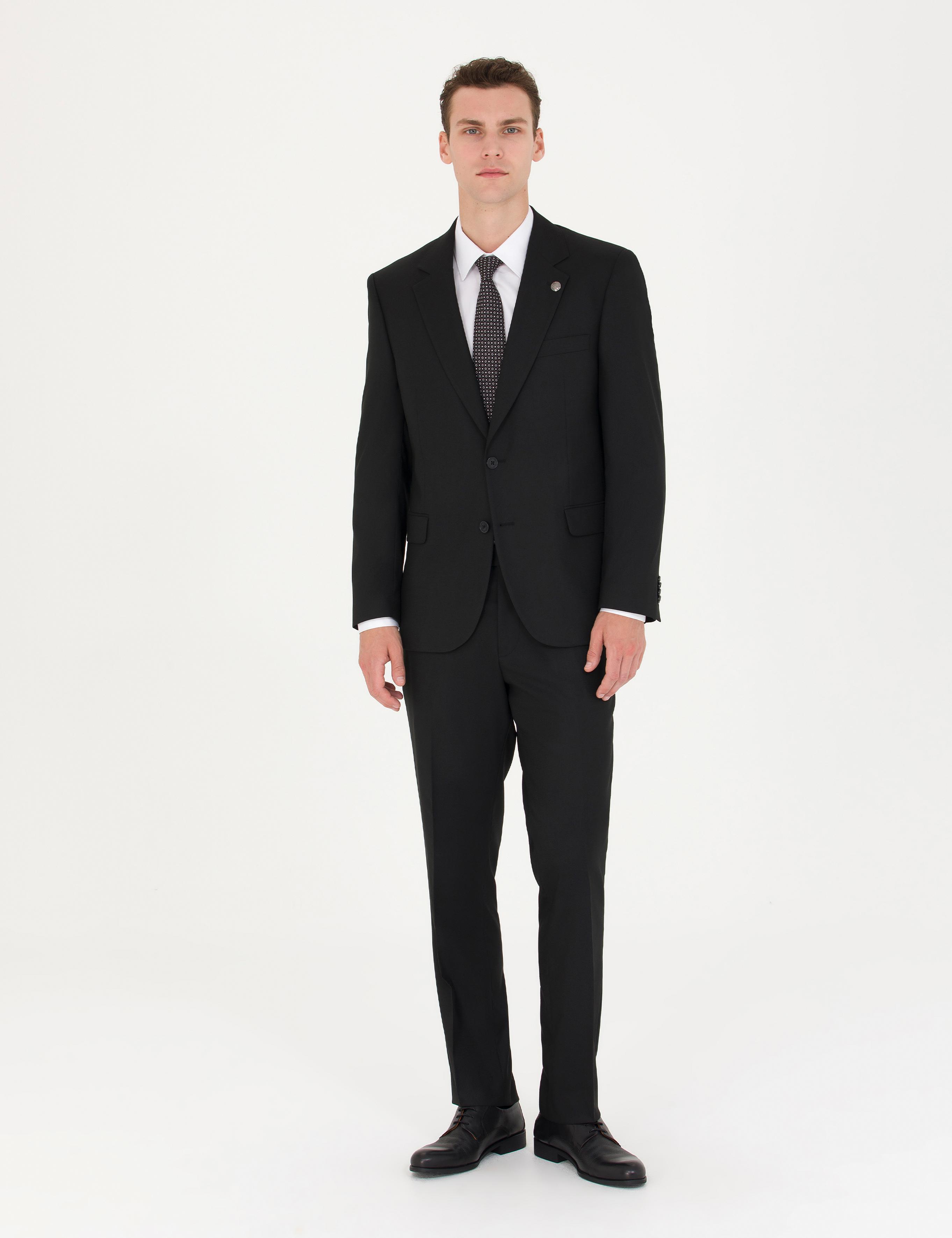 Siyah Klasik Takım Elbise