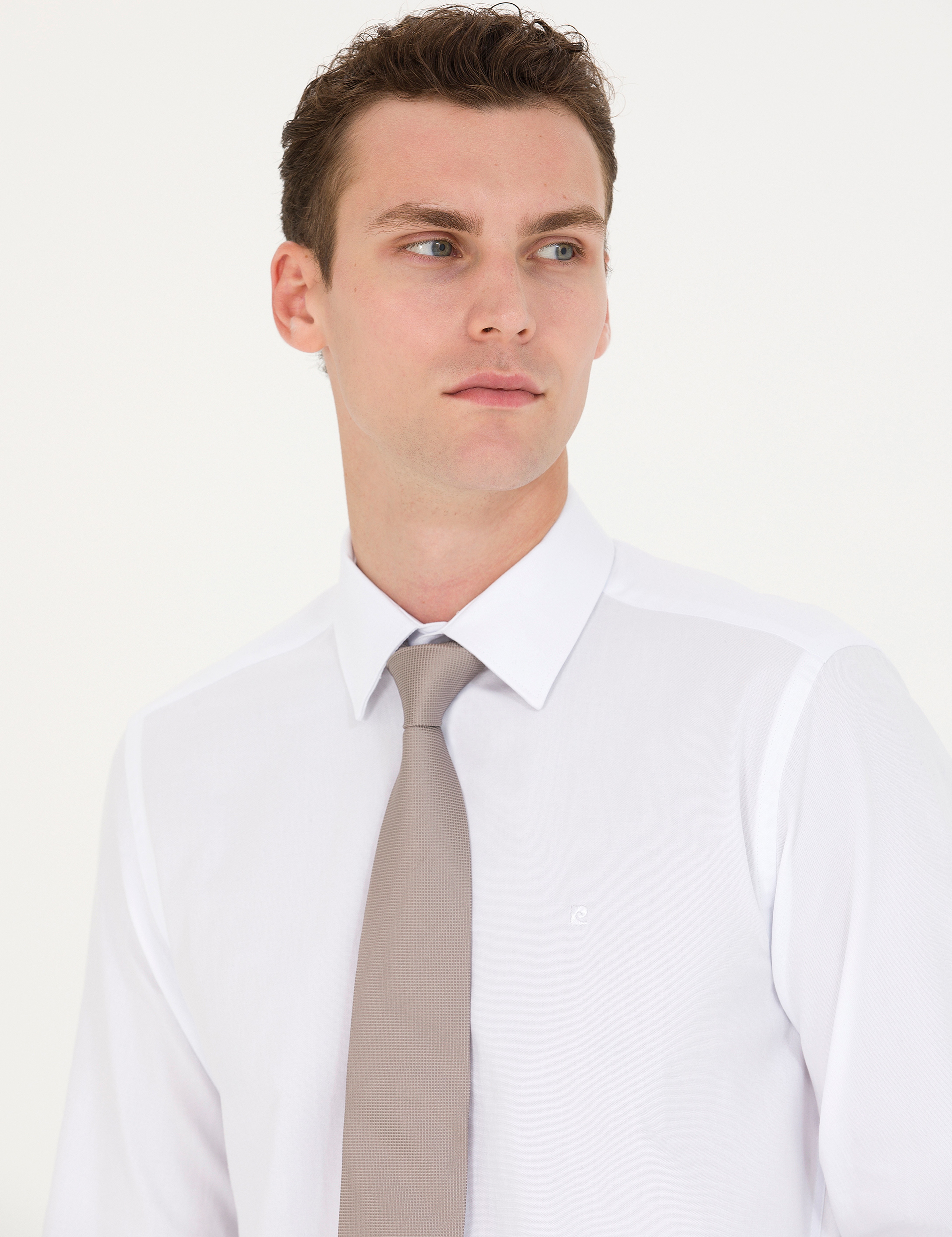 Beyaz Slim Fit Uzun Kollu Gömlek - Image 2