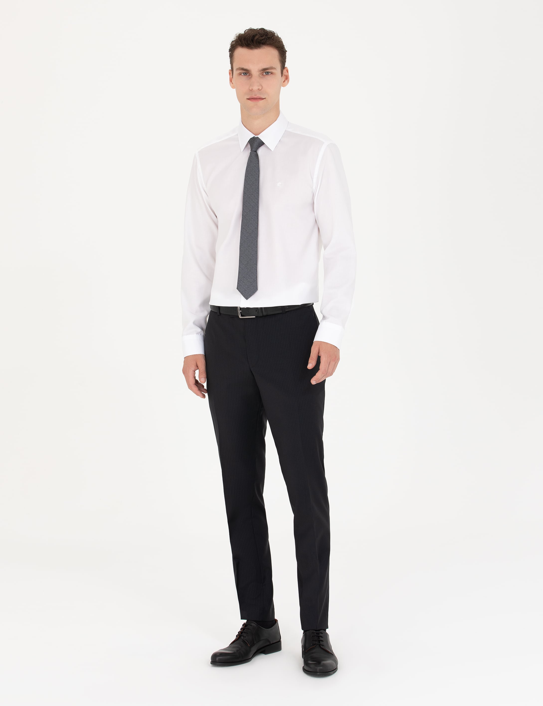 Beyaz Slim Fit Uzun Kollu Klasik Gömlek - Image 4