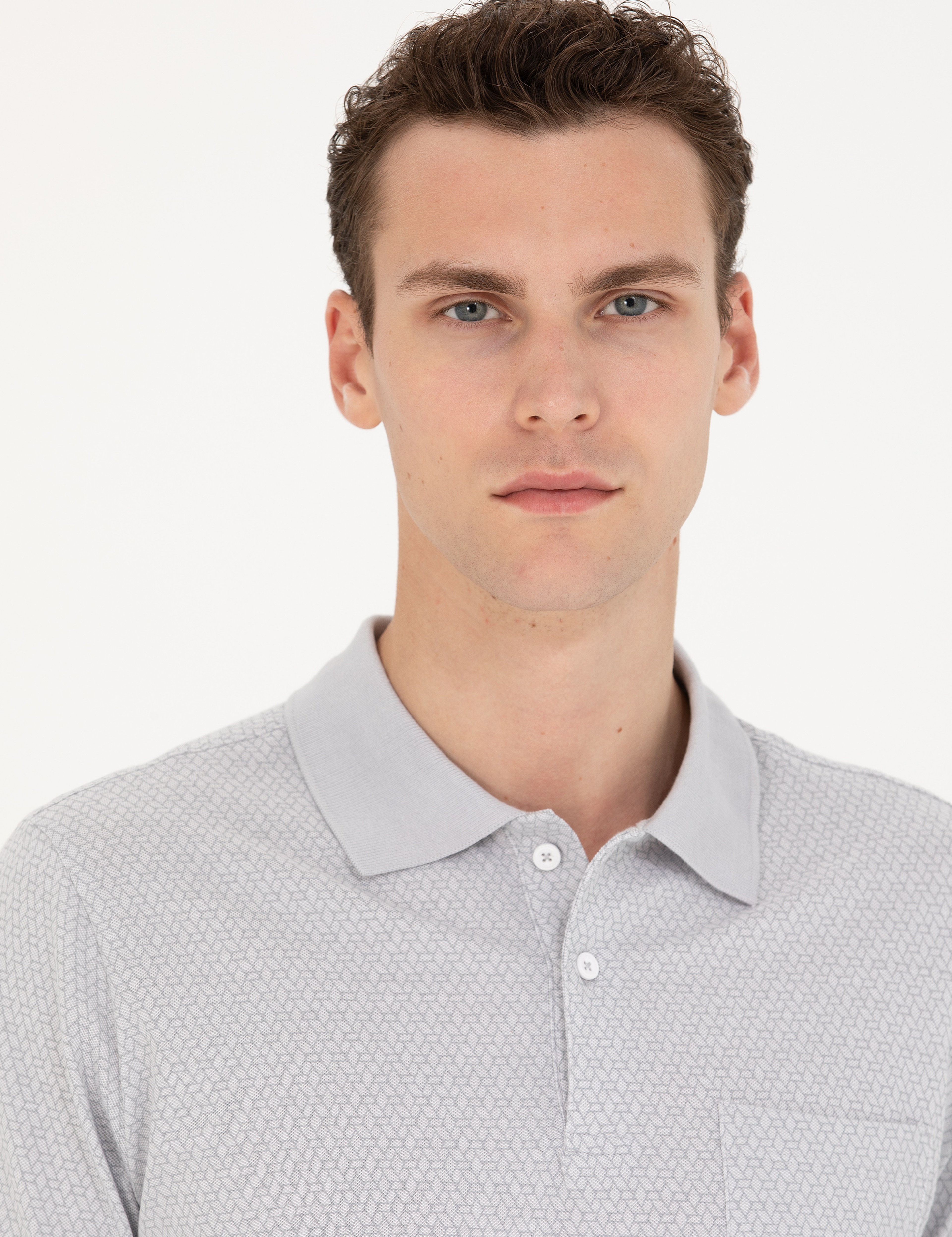 Gri Regular Fit Polo Yaka Tişört - Image 2