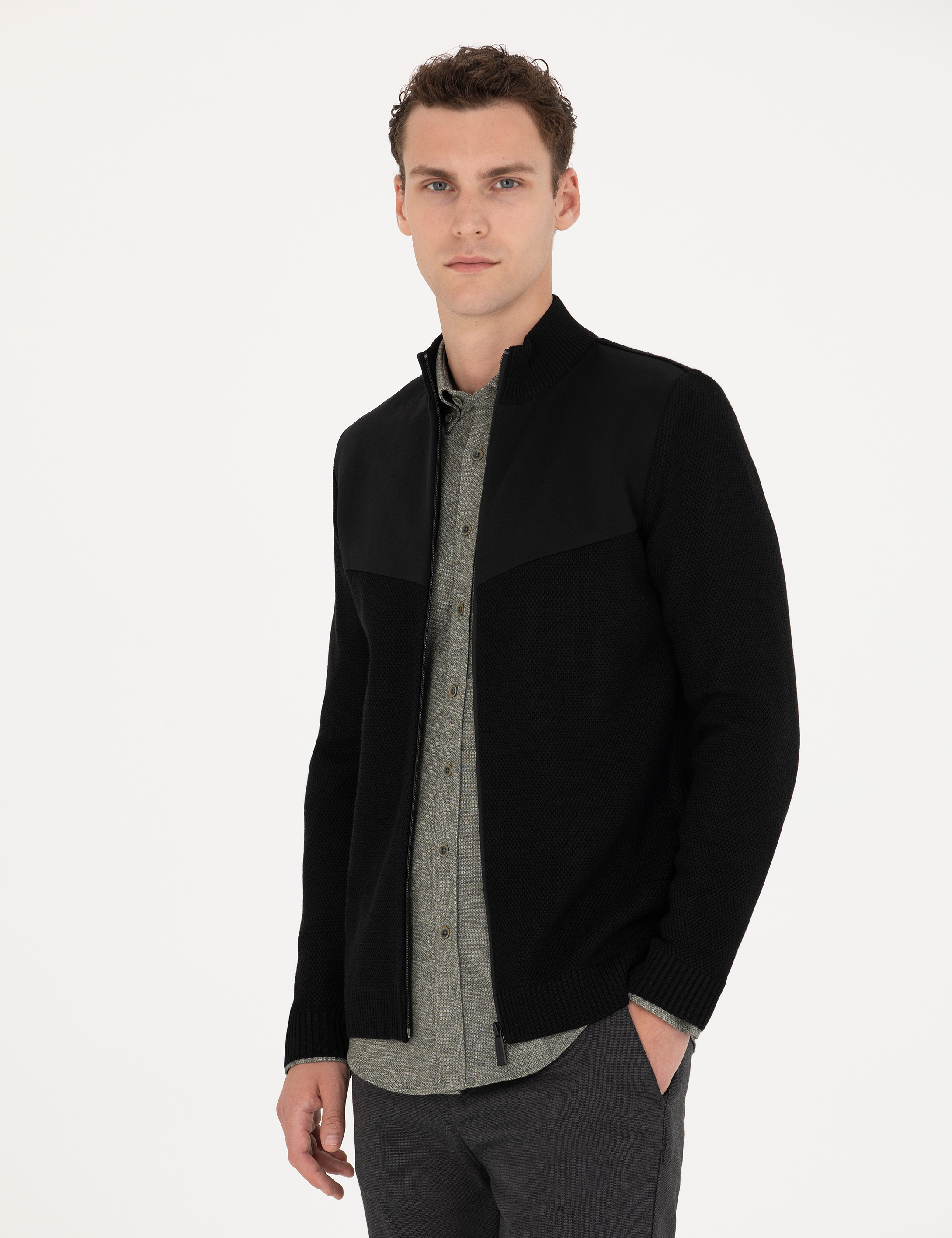 Siyah Slim Fit Yün Karışımlı Fermuarlı Triko Hırka - Image 3