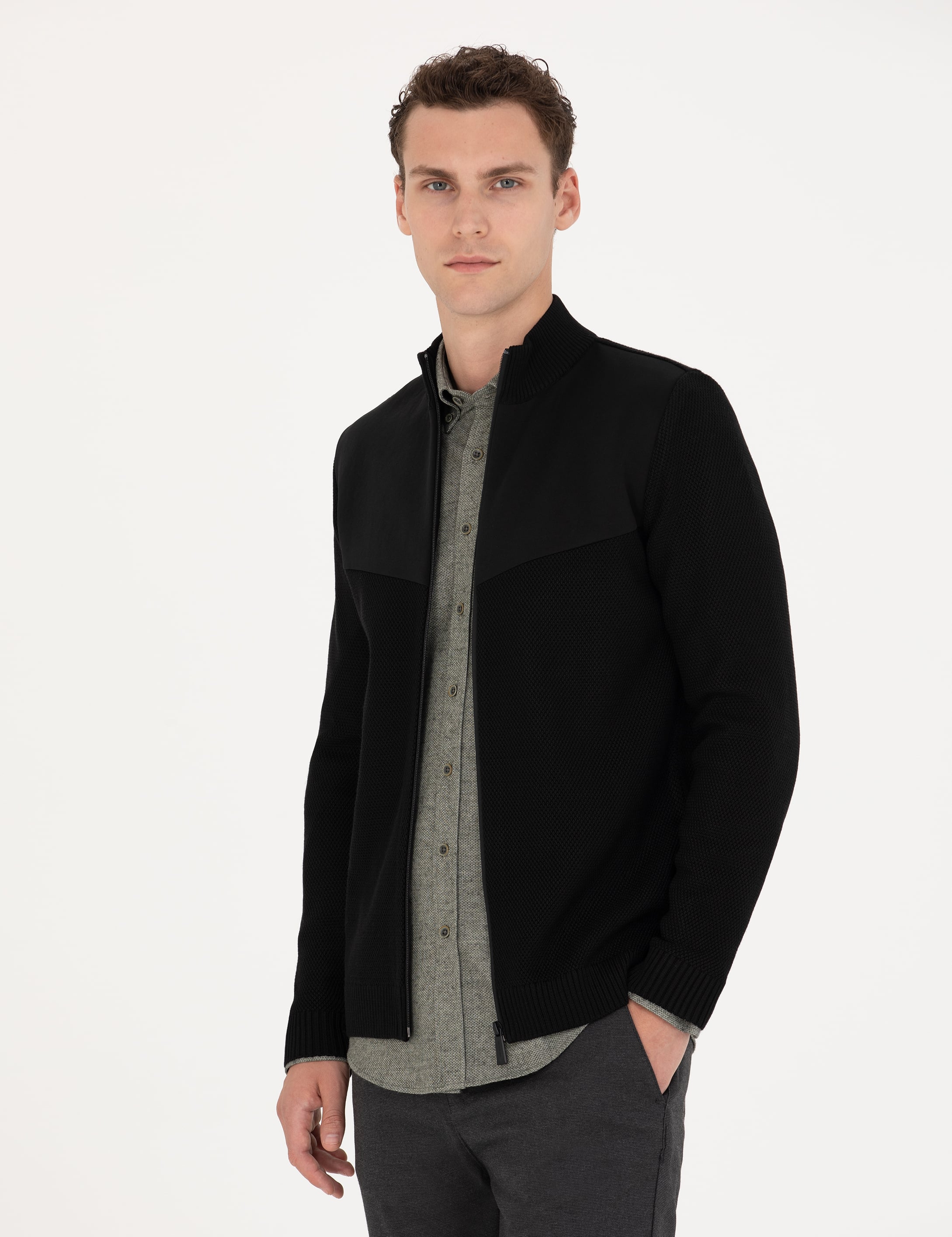 Siyah Slim Fit Yün Karışımlı Fermuarlı Triko Hırka