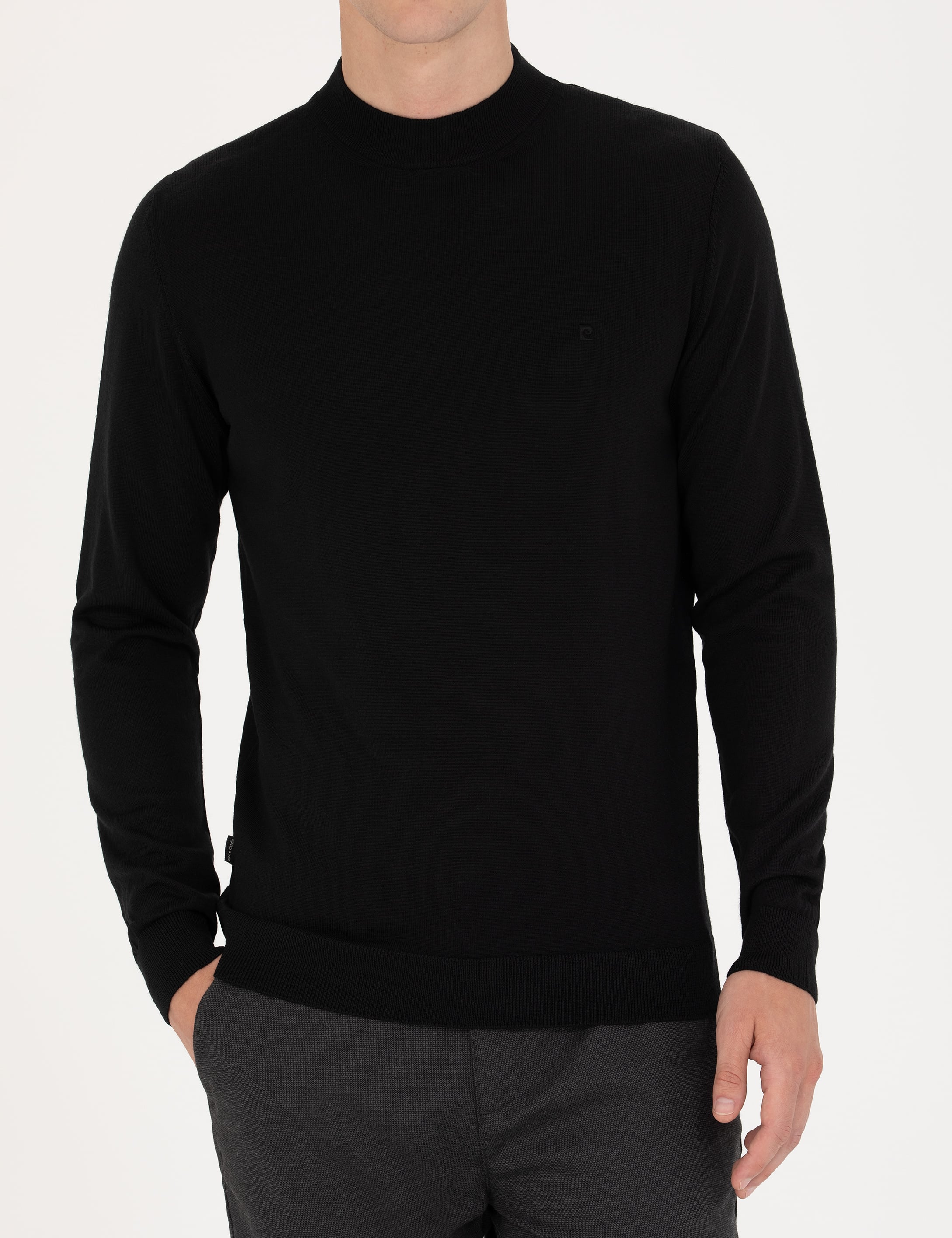 Siyah Regular Fit Çeyrek Yaka Yün Karışımlı Basic Triko Kazak