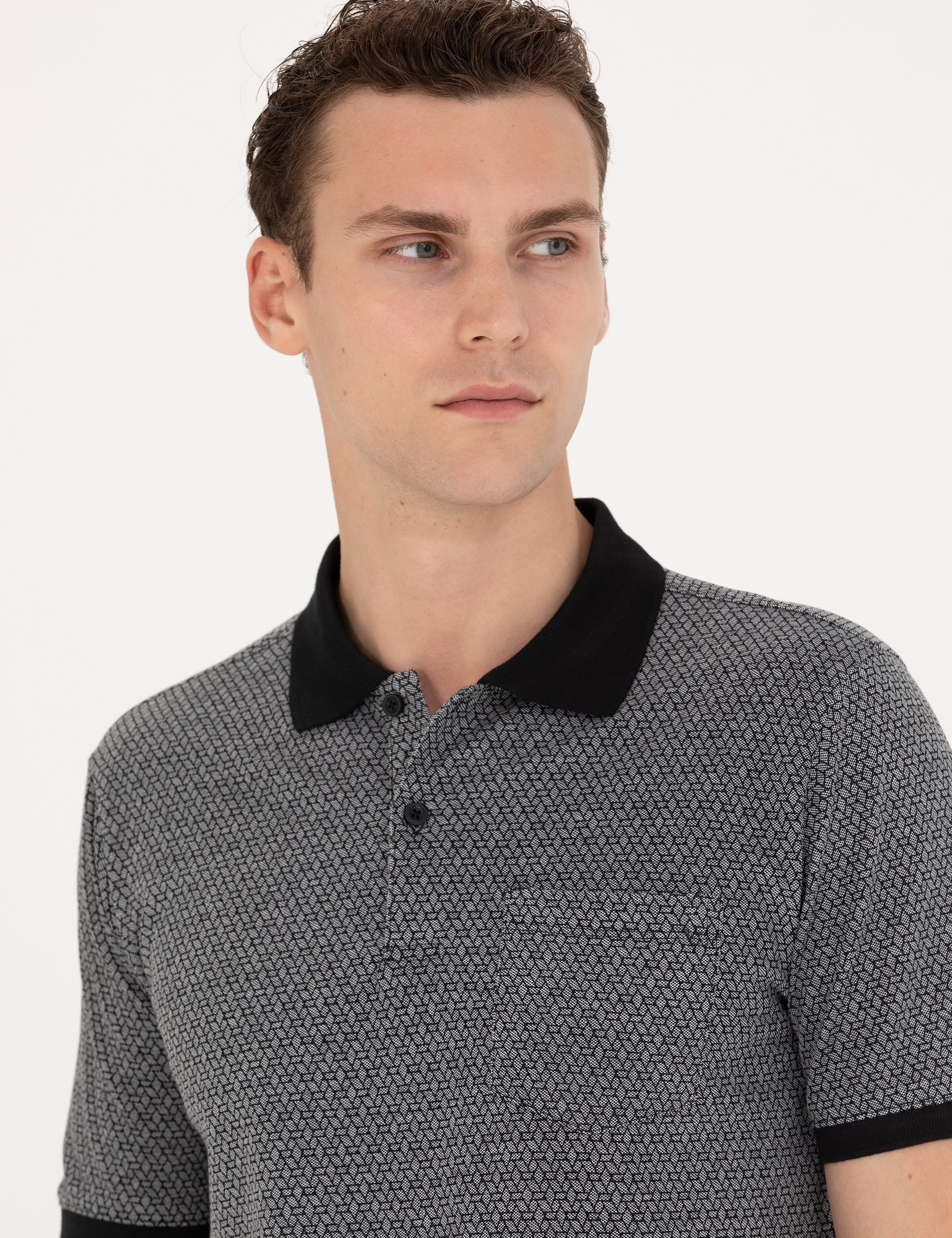 Siyah Regular Fit Polo Yaka Tişört - Image 2