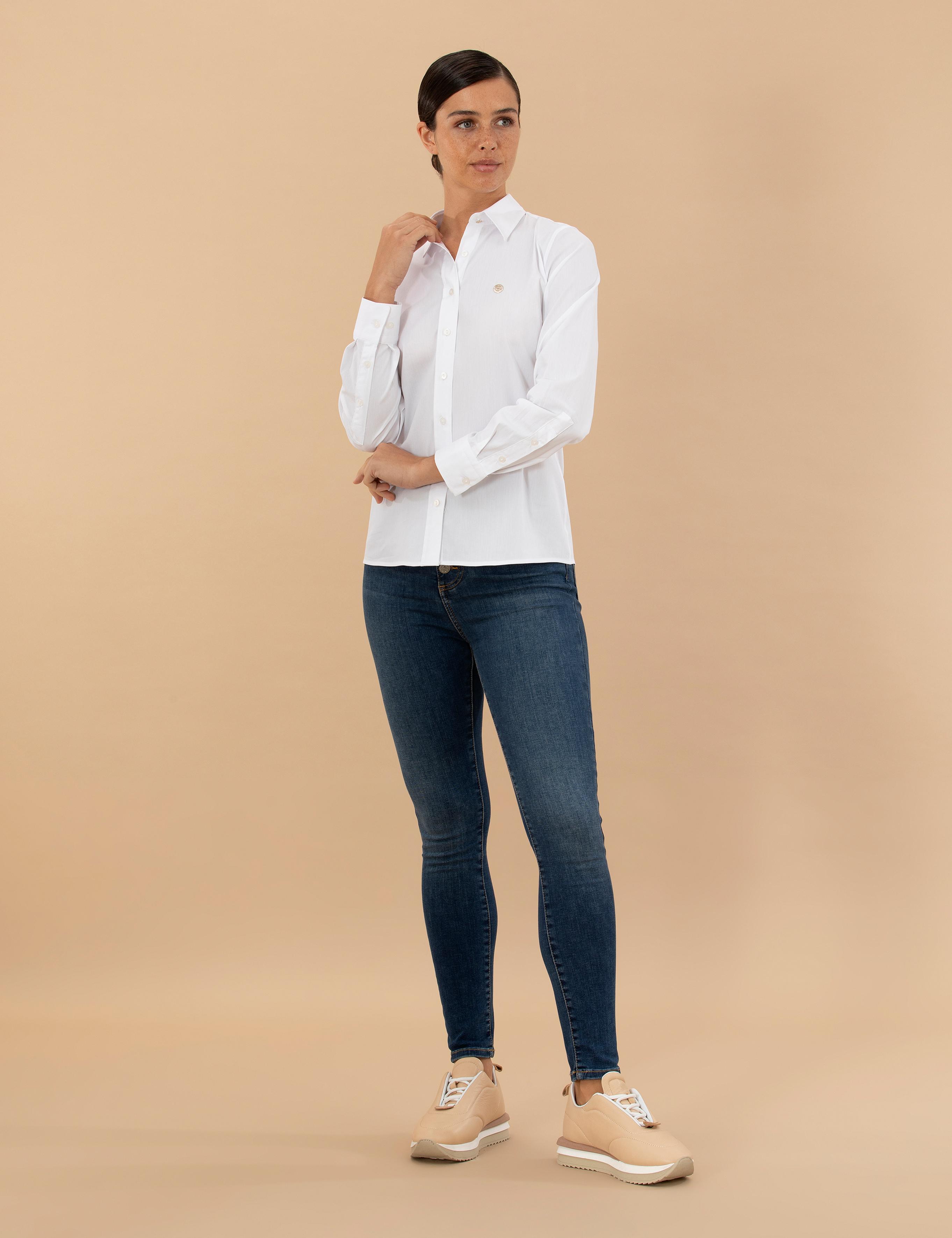 Beyaz Slim Fit Uzun Kollu Gömlek