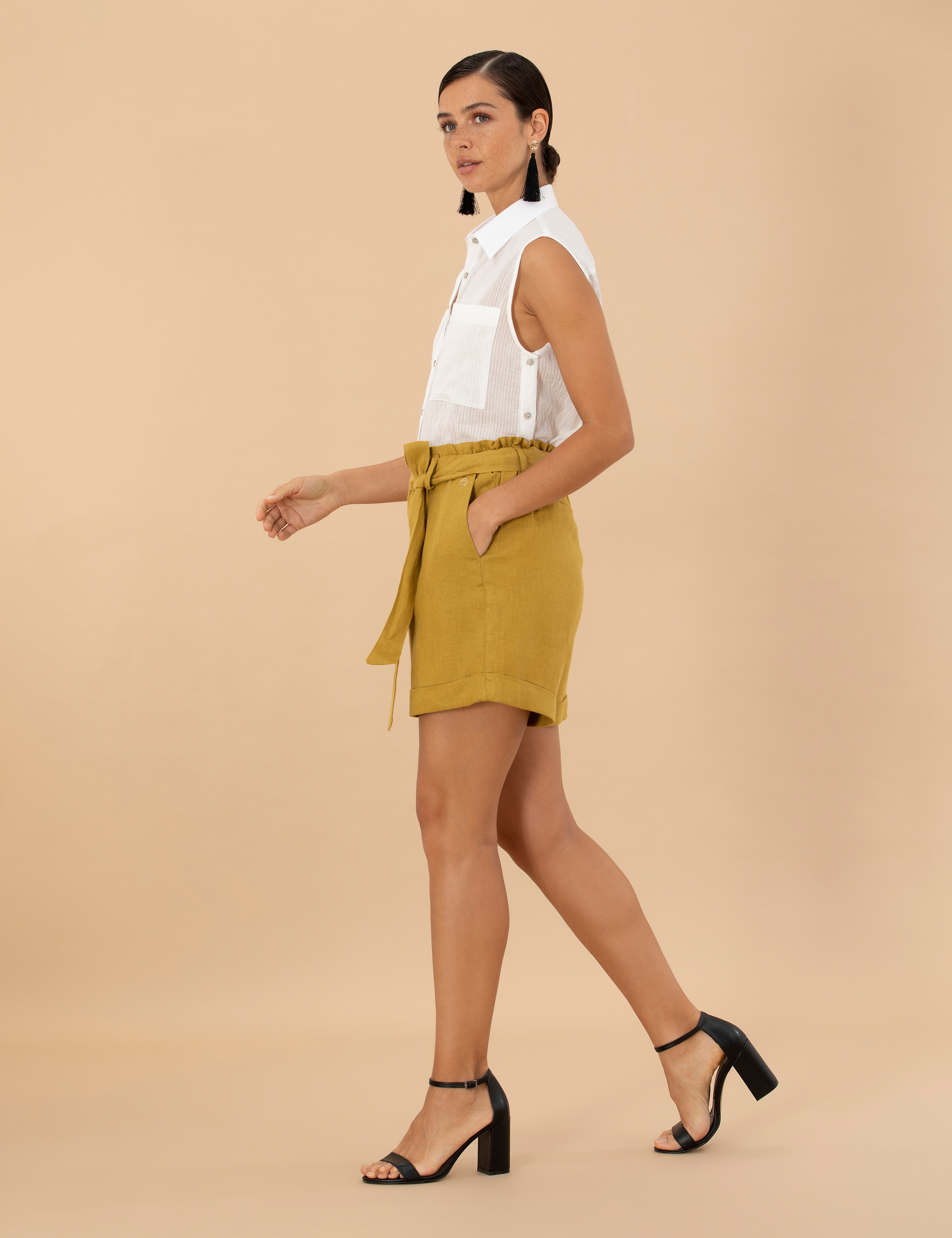 Yeşil Keten Oversize Bermuda Şort - Image 3