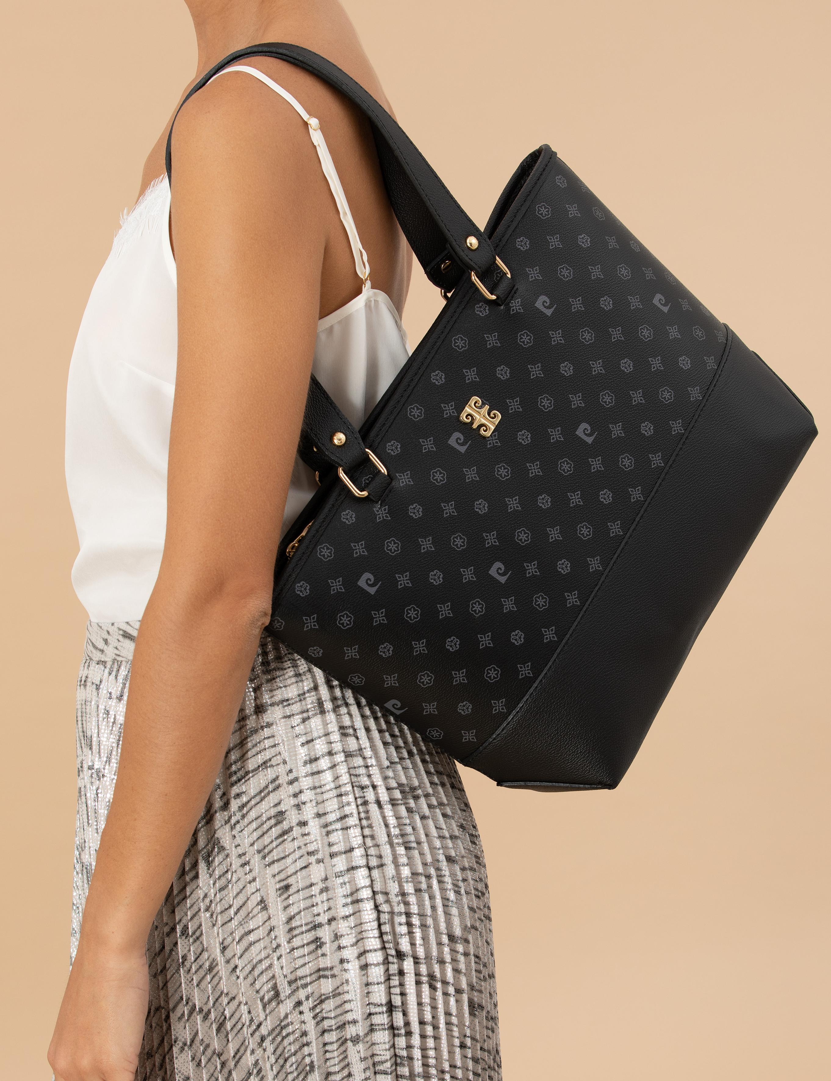 Siyah Omuz Çantası