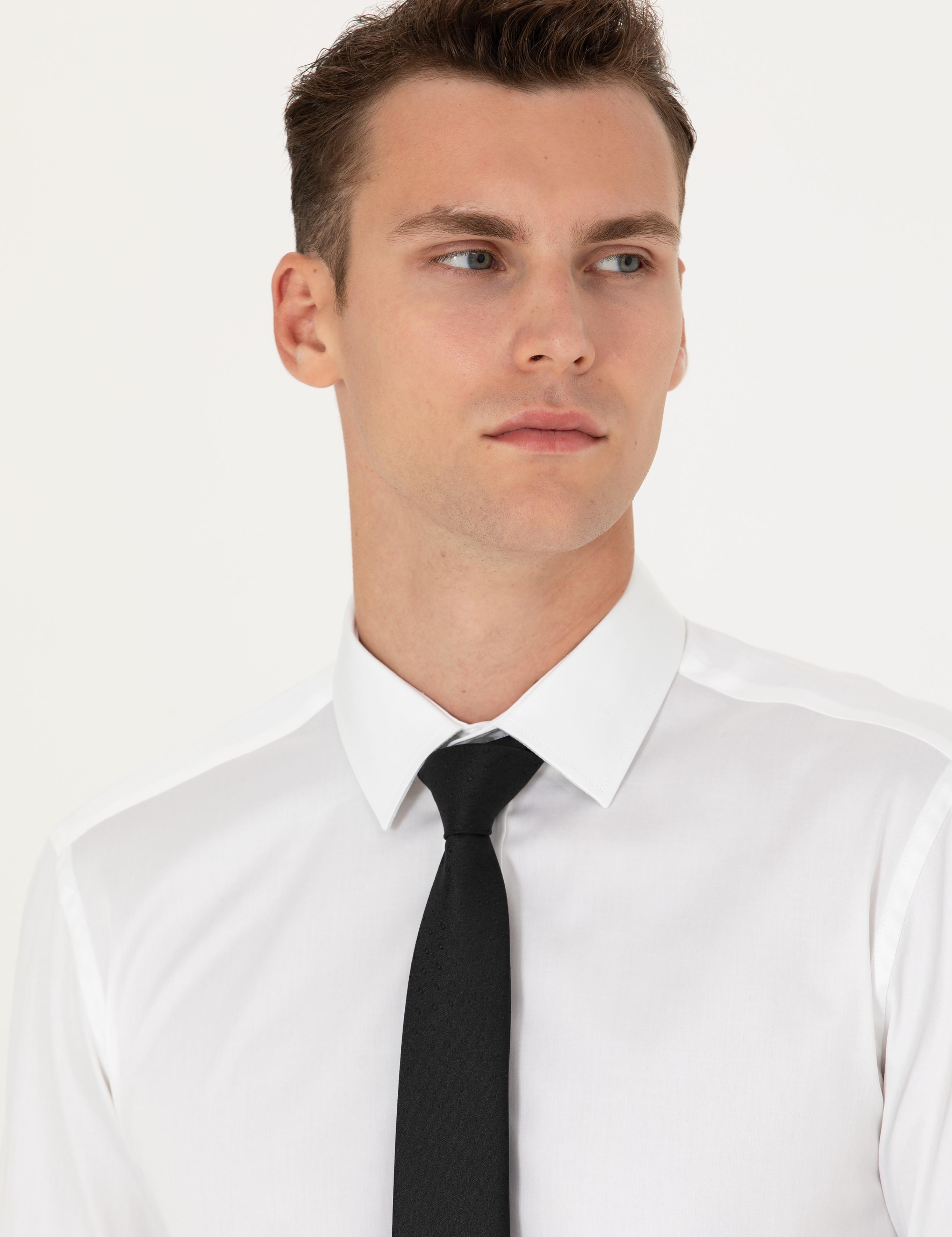 Beyaz Slim Fit Uzun Kollu Basic Gömlek