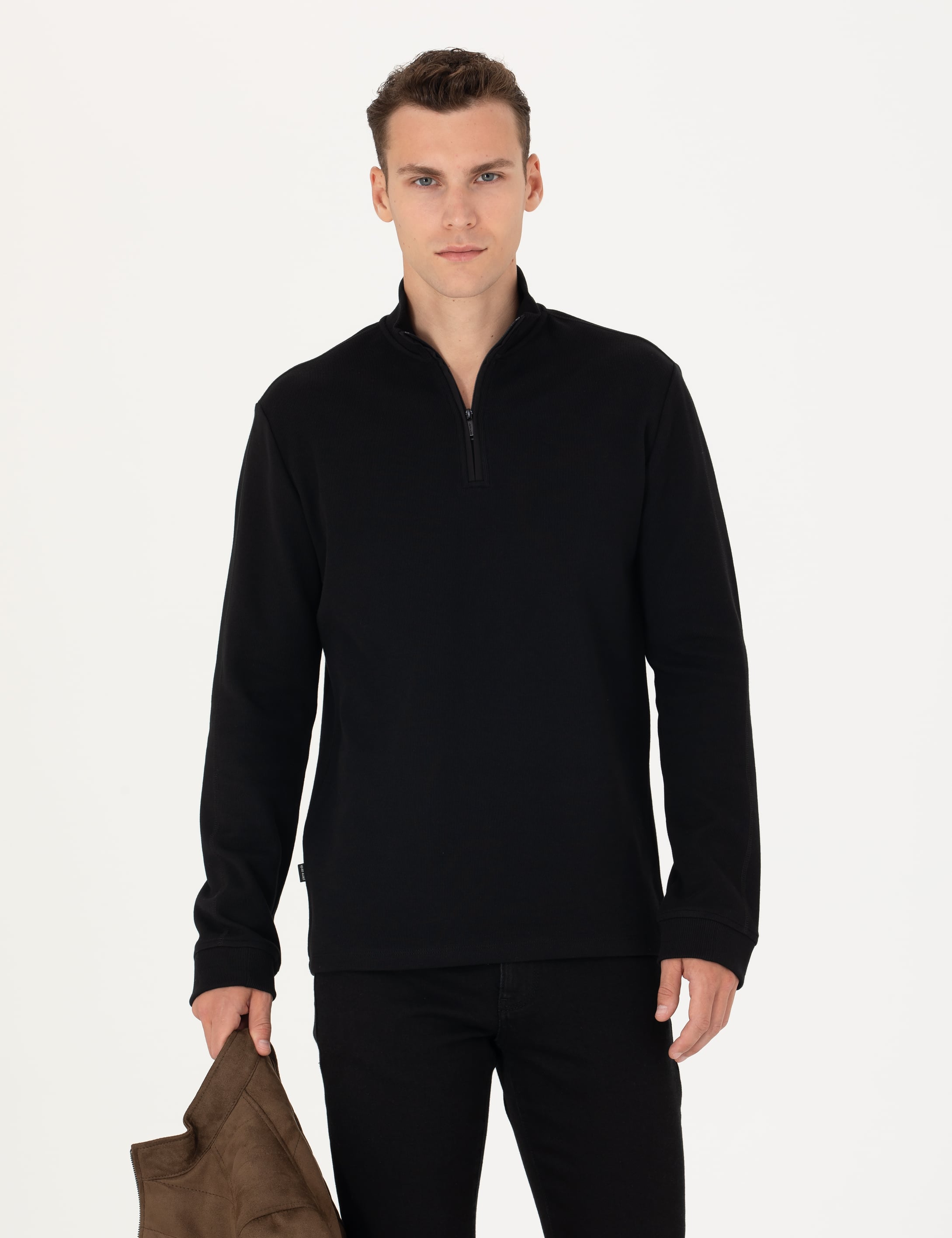 Siyah Regular Fit Sweatshirt - Image 1