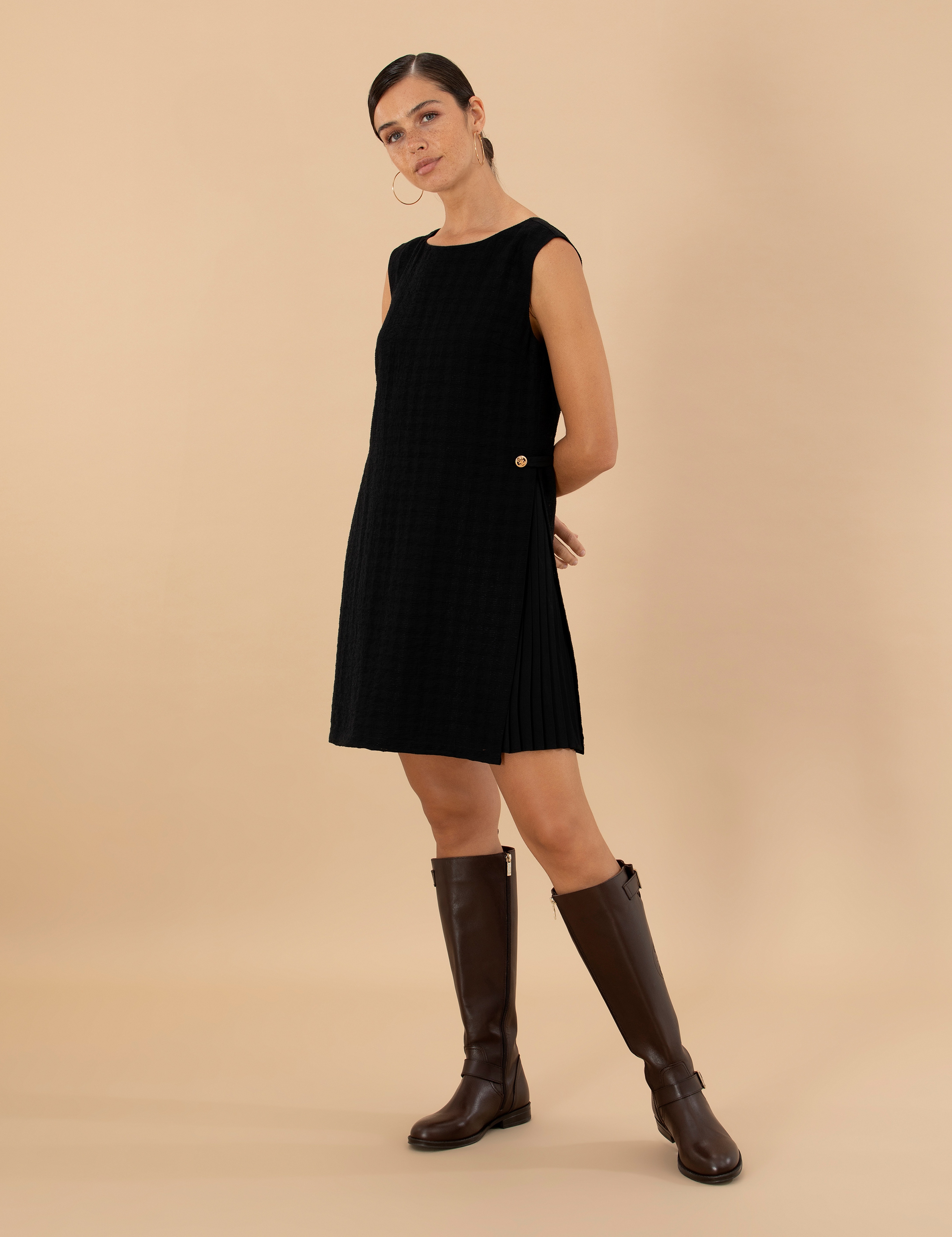 Siyah A Kesim Dokuma Elbise - Image 3
