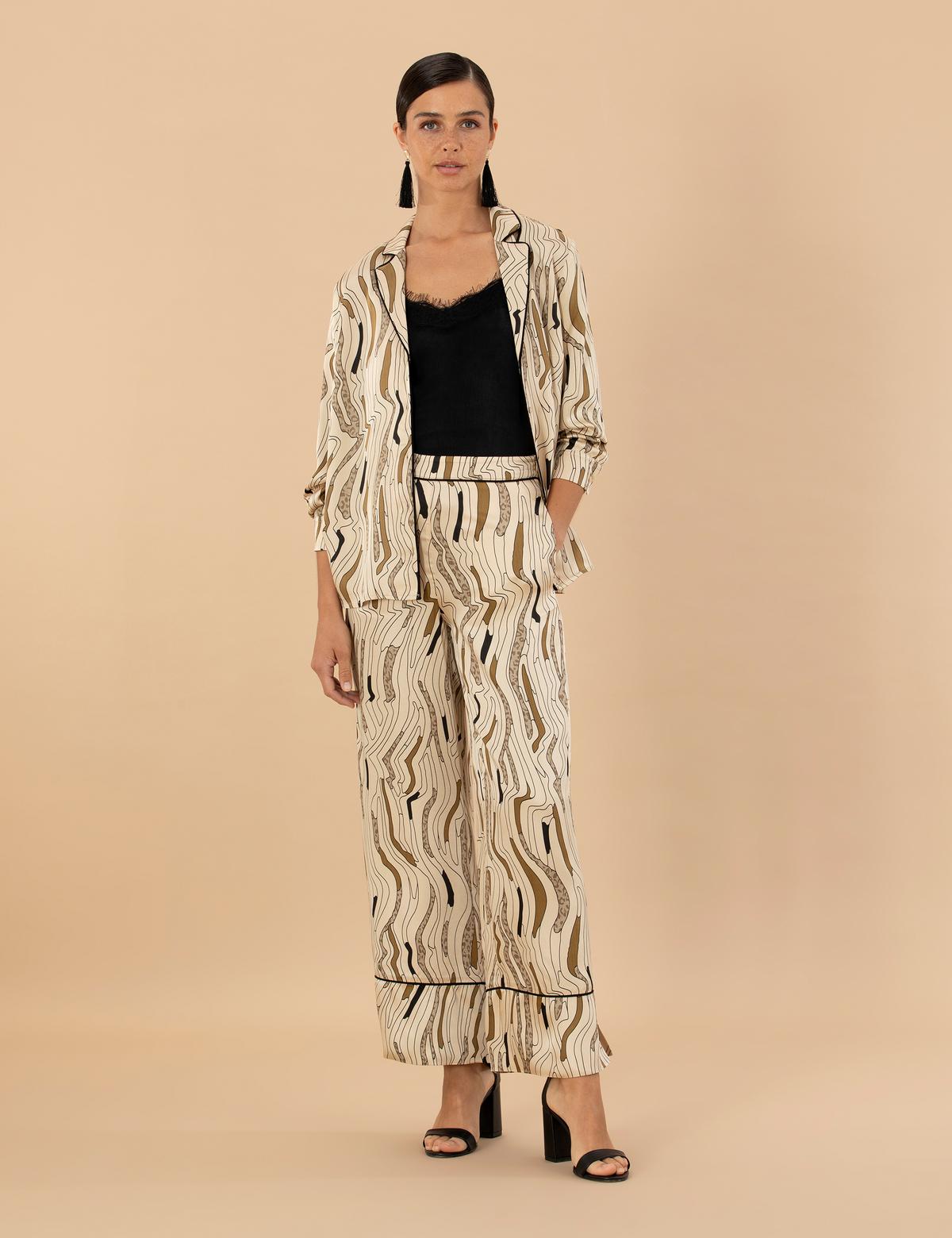 Krem Regular Fit Uzun Kollu Saten Gömlek - 50275629022