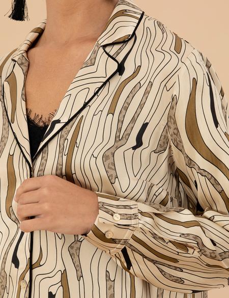 Krem Regular Fit Uzun Kollu Saten Gömlek - 50275629022