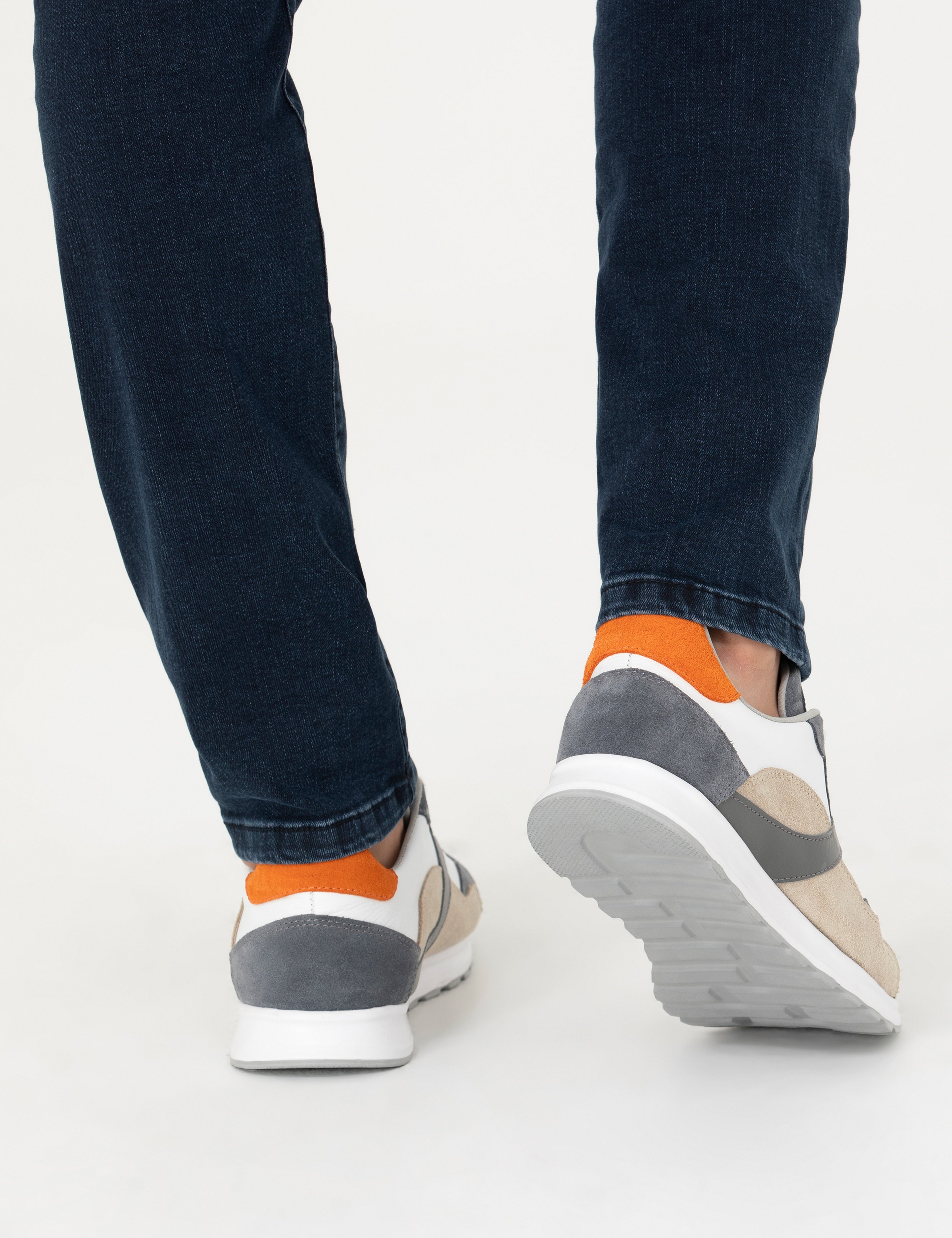 Gri Sneaker