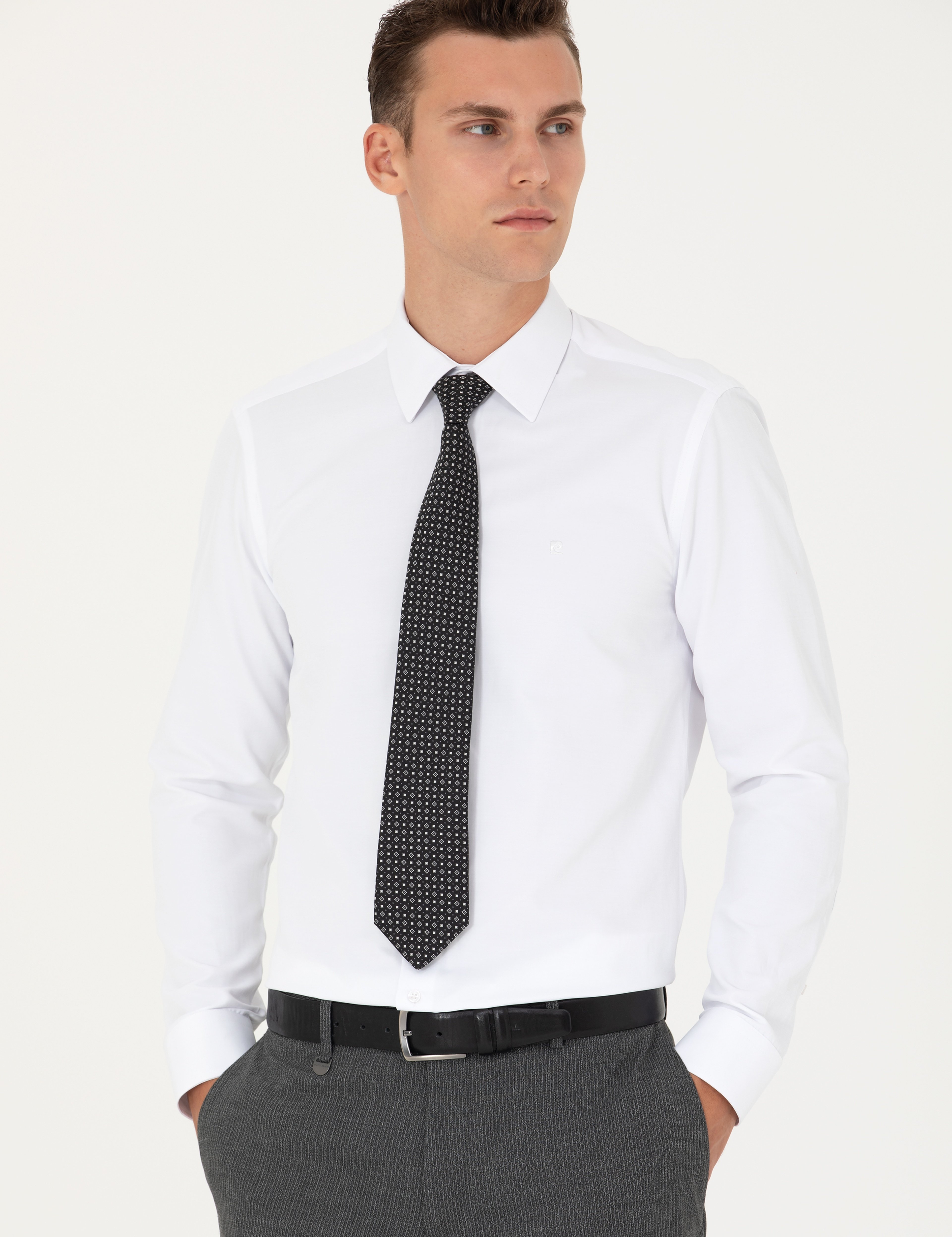 Beyaz Slim Fit Uzun Kollu Basic Gömlek - Image 1