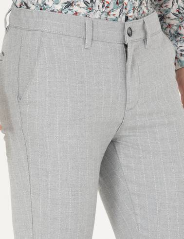 Gri Slim Fit Çizgili Kanvas Pantolon