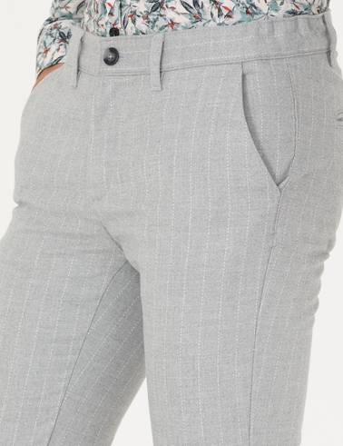 Gri Slim Fit Çizgili Kanvas Pantolon