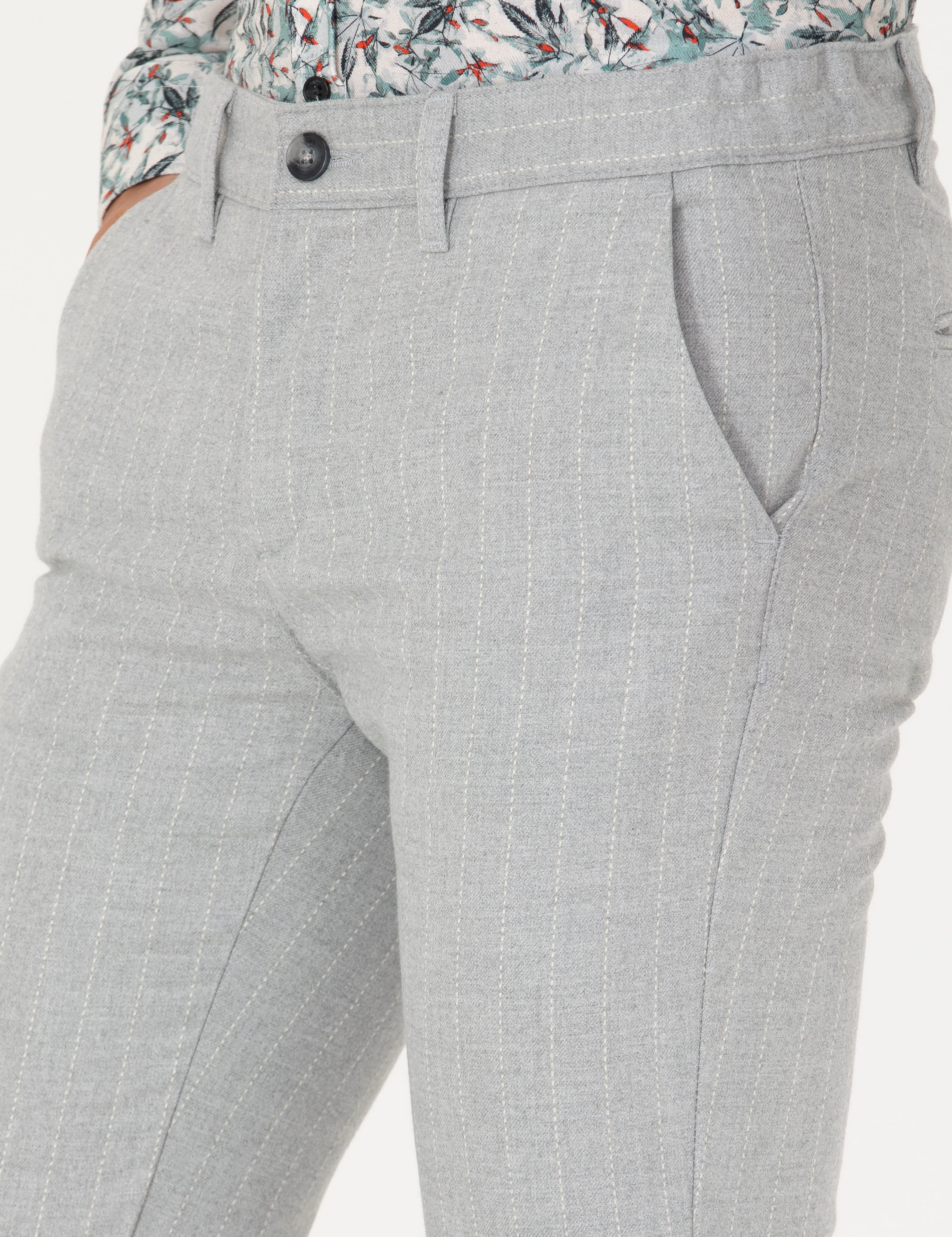 Gri Slim Fit Çizgili Kanvas Pantolon