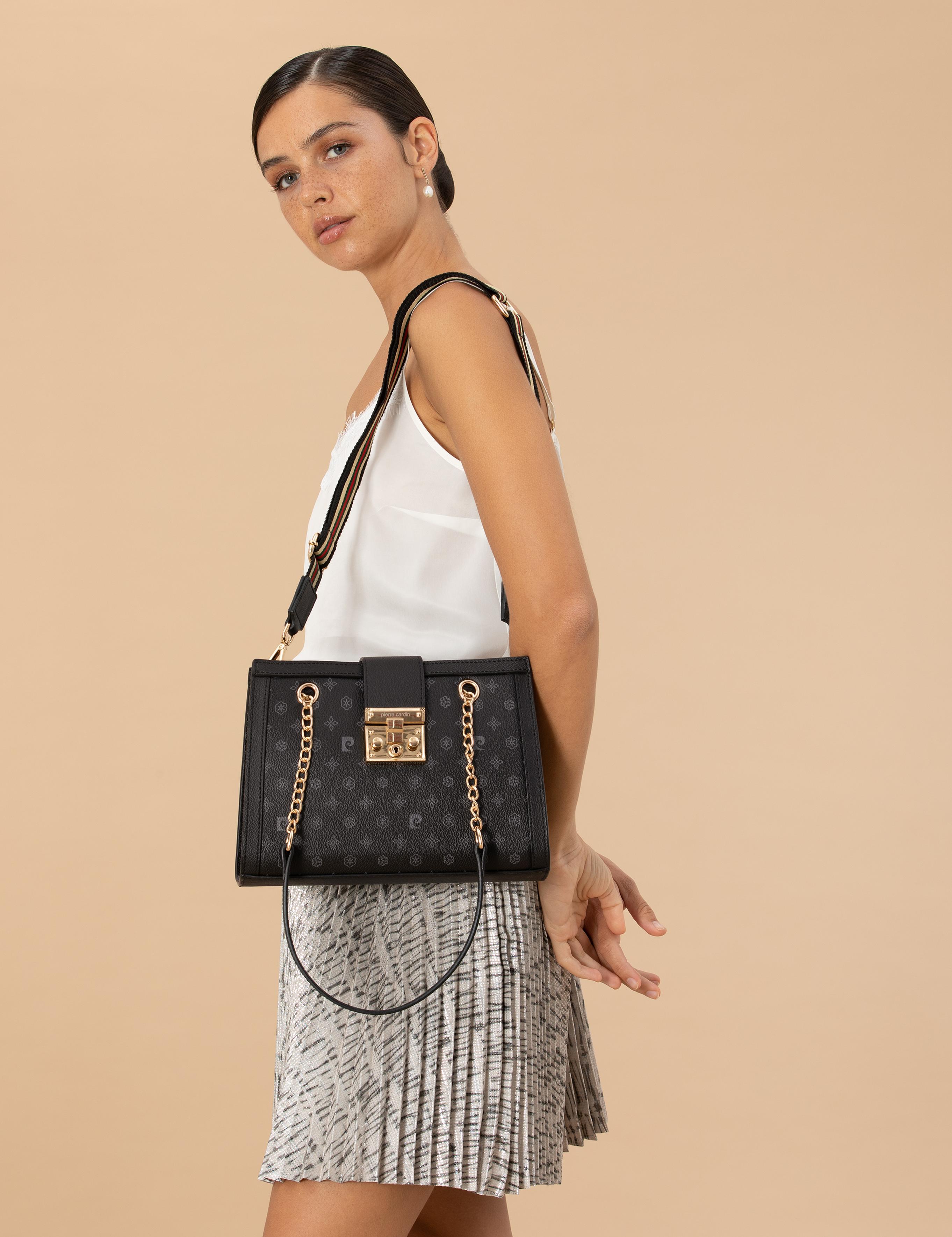 Siyah Omuz Çantası