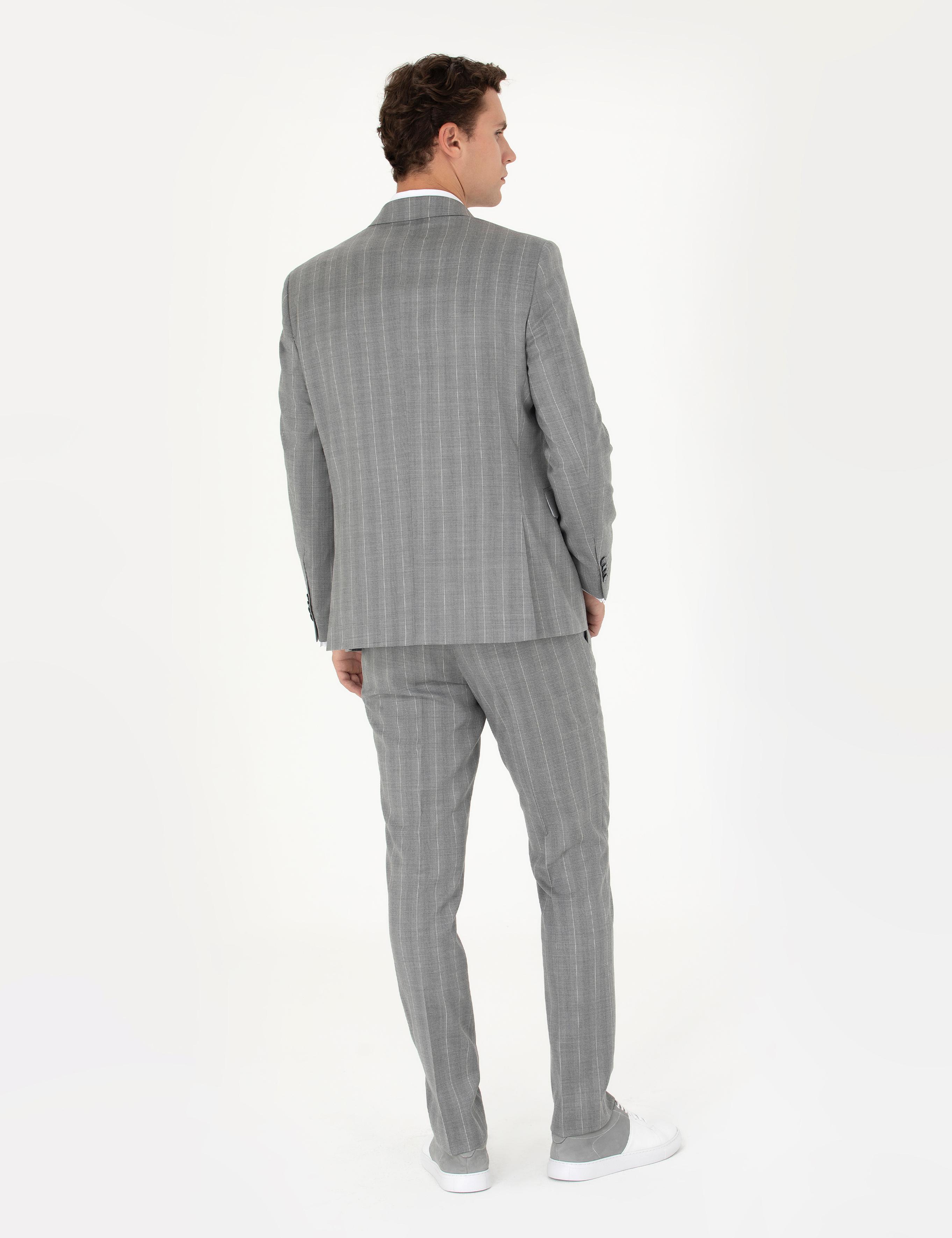 %100 Yün Gri Çizgili Takım Elbise