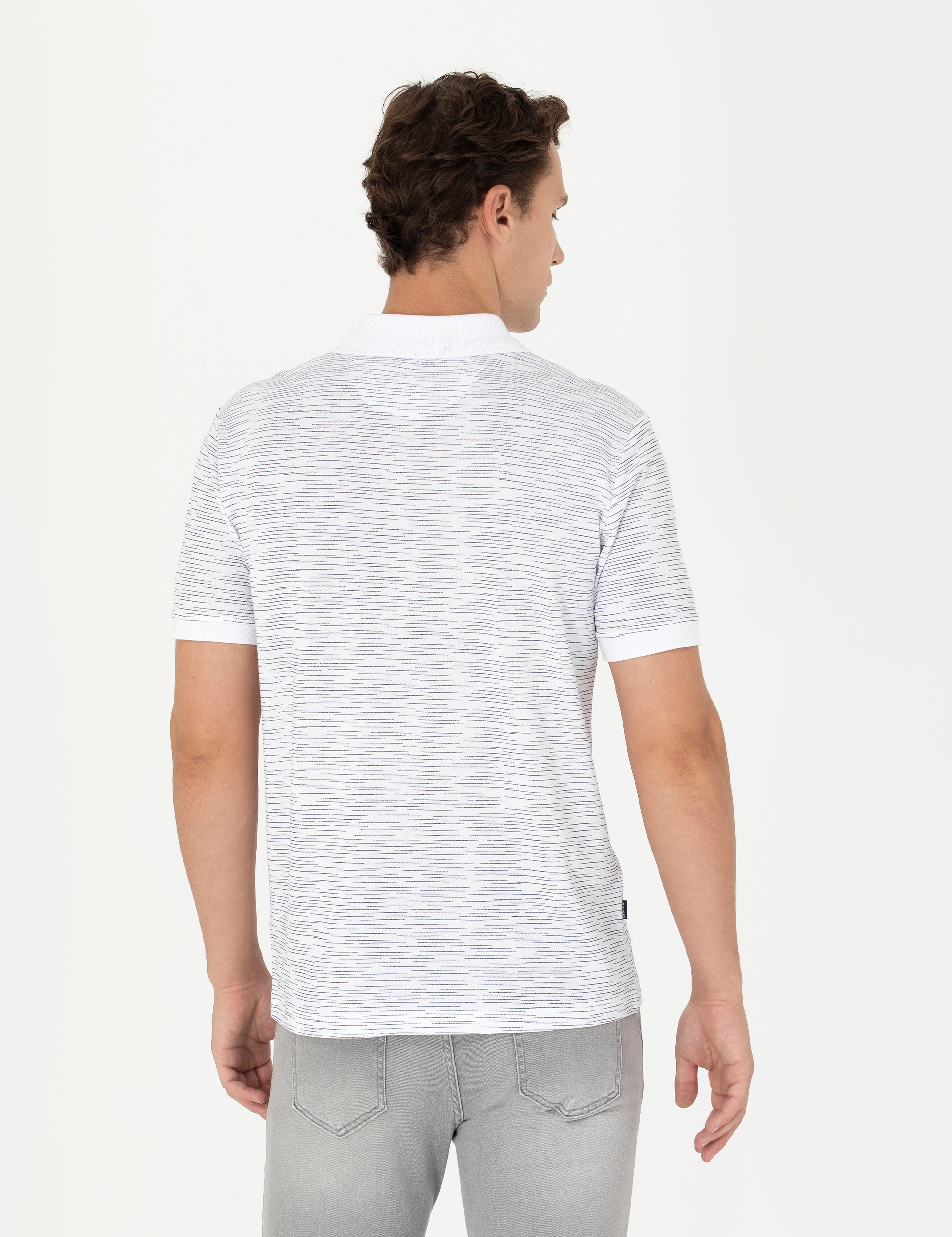 Beyaz Regular Fit Polo Yaka Tişört - Image 5