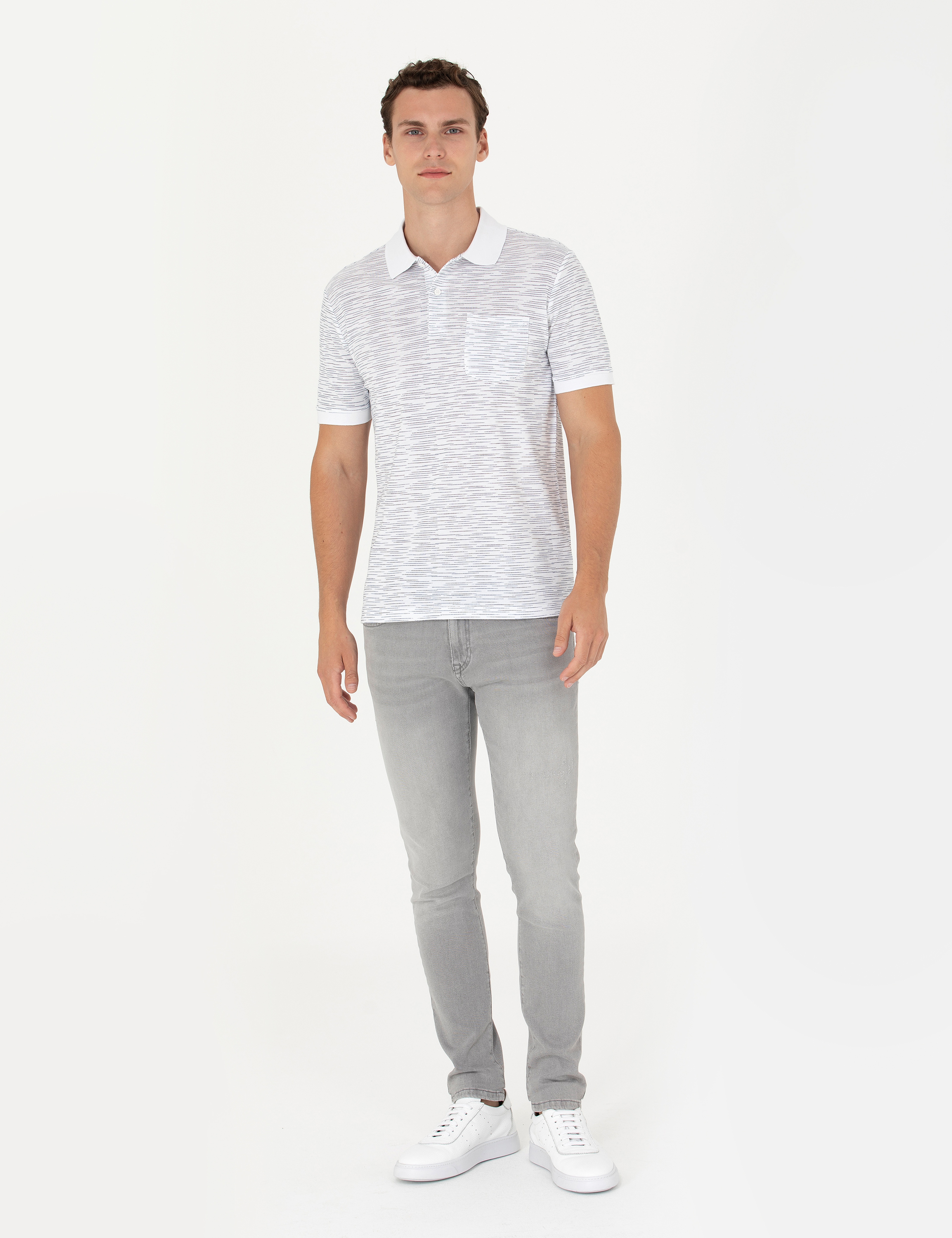 Beyaz Regular Fit Polo Yaka Tişört - Image 4