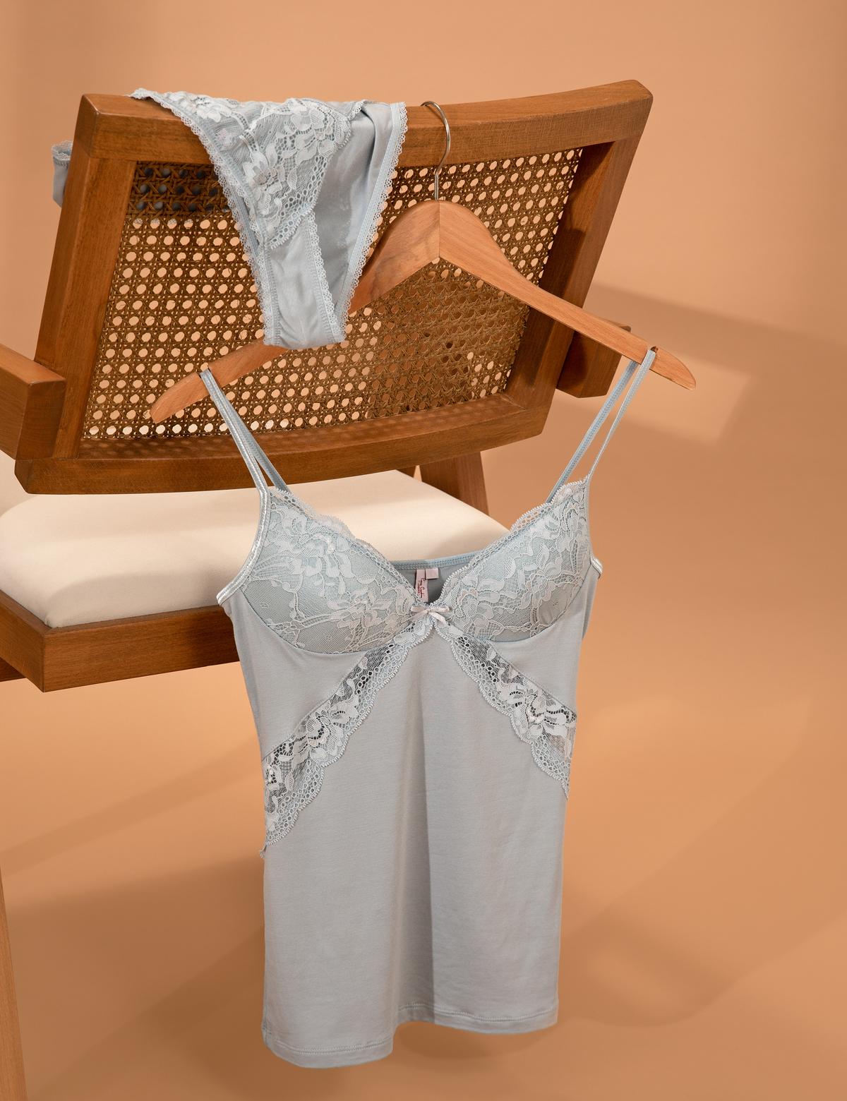 Mavi İç Giyim Takım