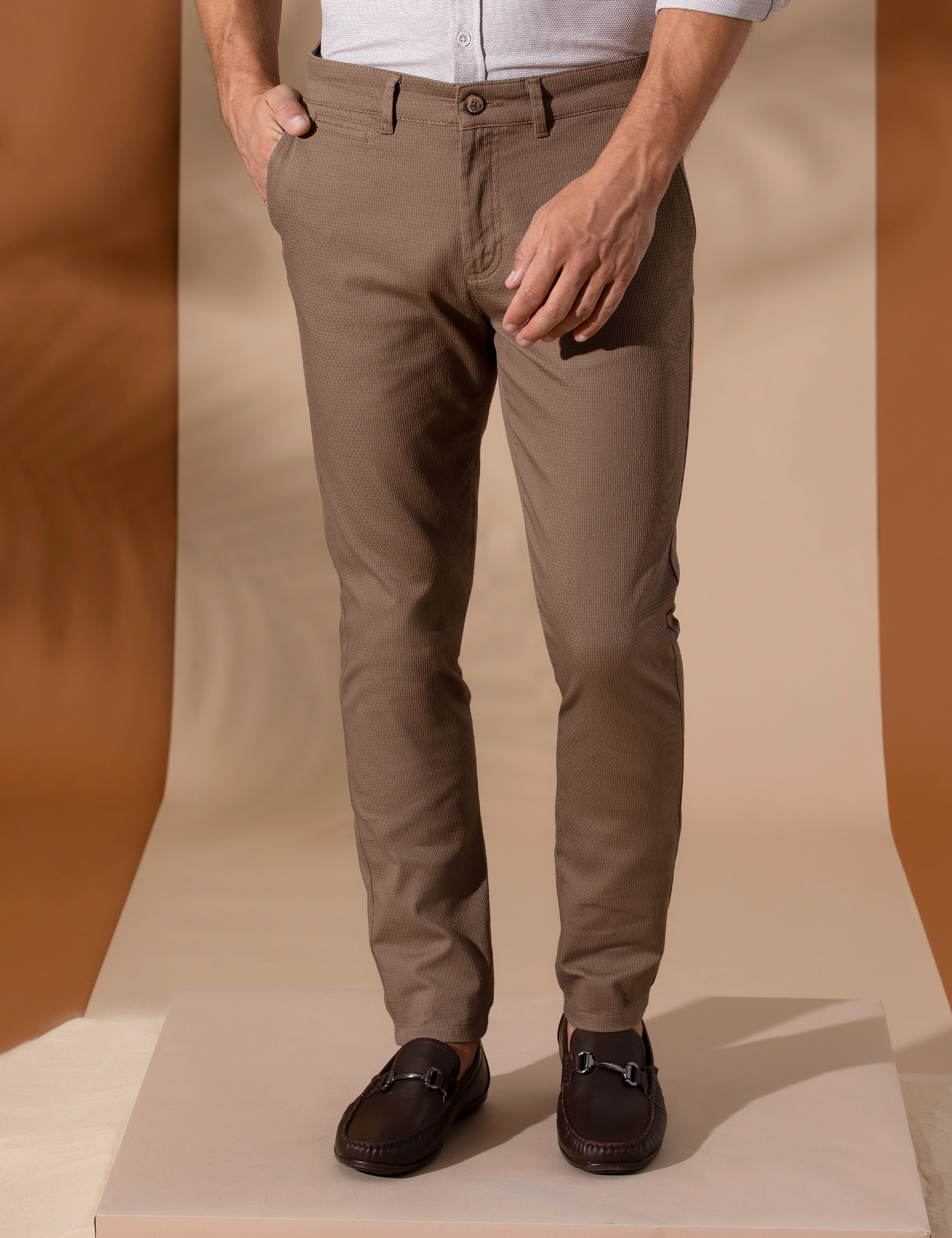 Kahverengi Armürlü Slim Fit Chino Pantolon - Image 2
