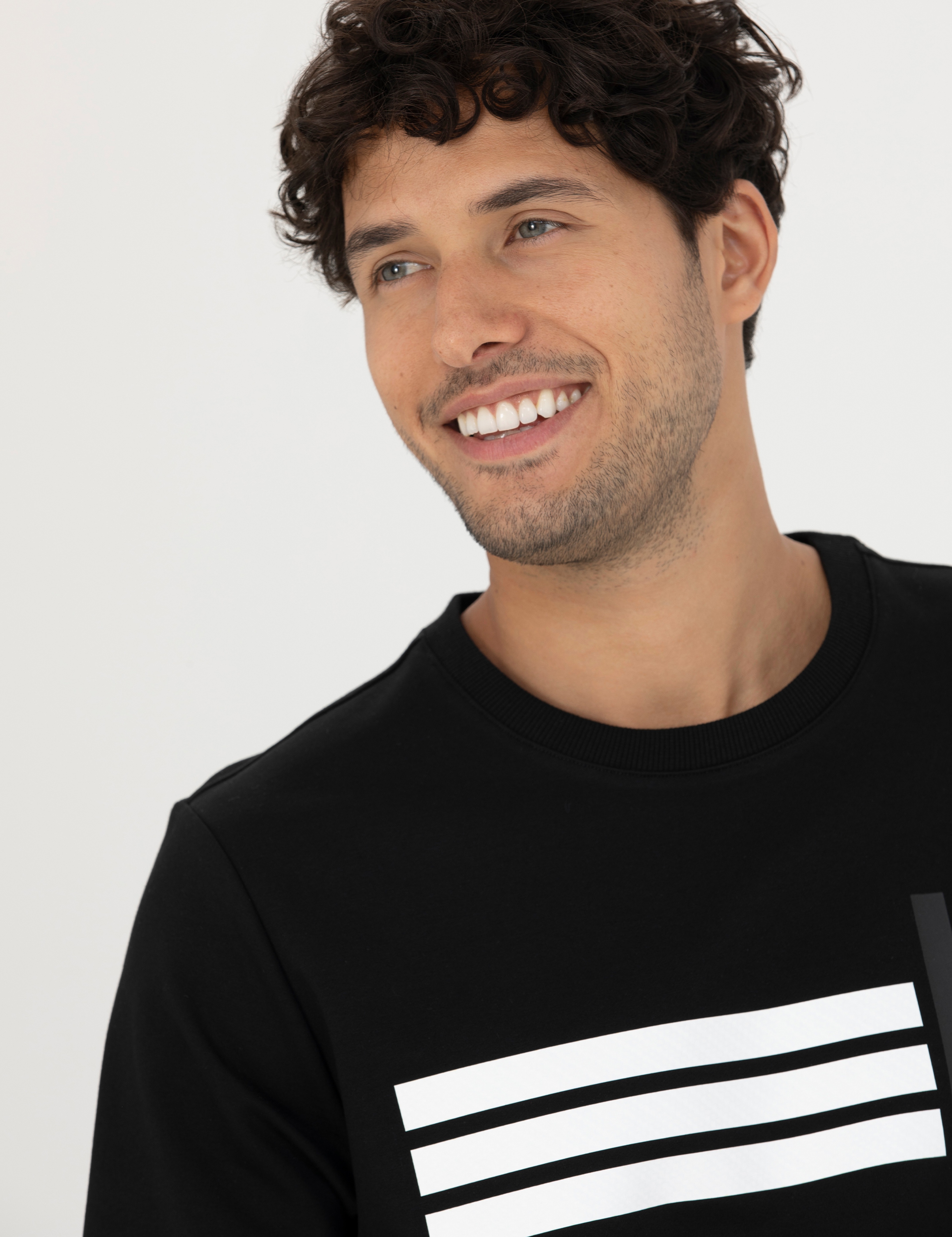 Siyah Regular Fit Sweatshirt - Image 2