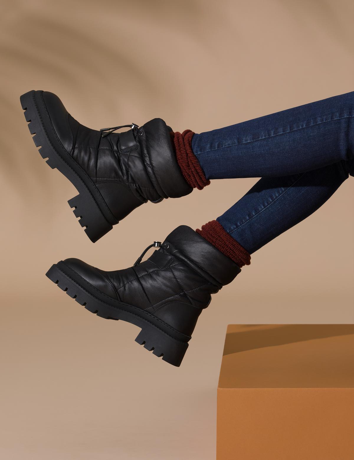 Siyah Bot - 50277689021