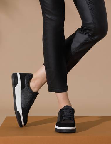 Siyah Sneaker