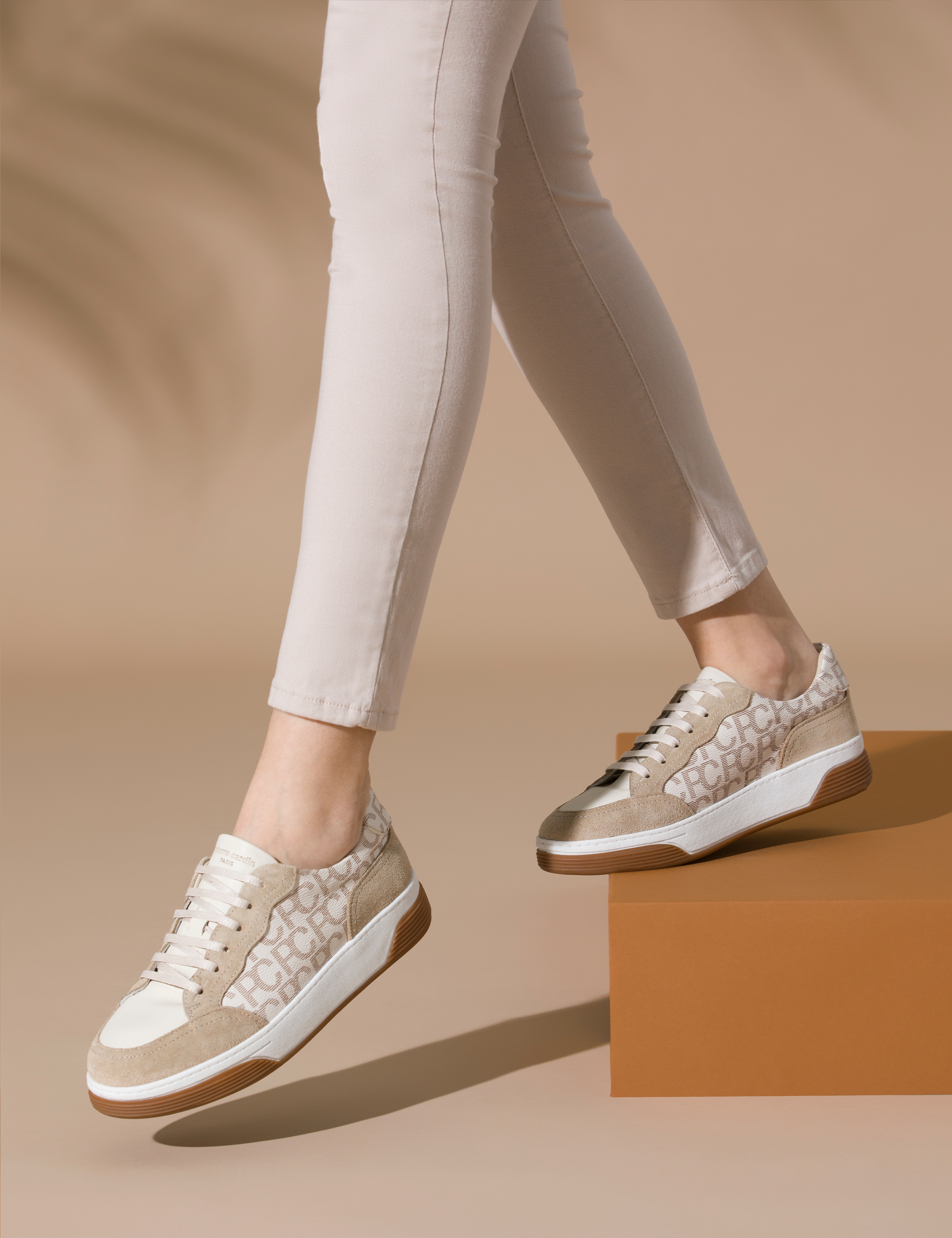 Bej Sneaker