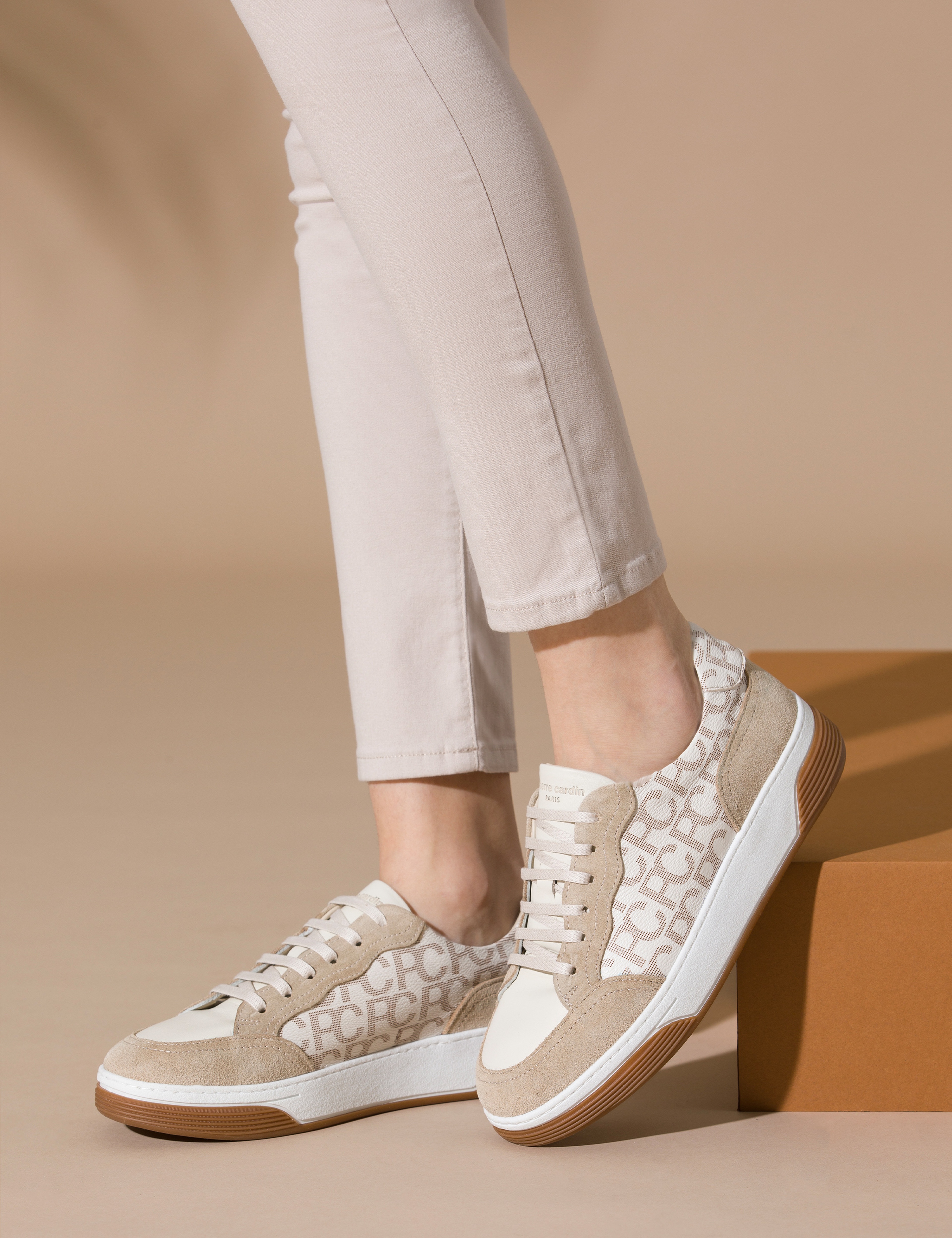 Bej Sneaker