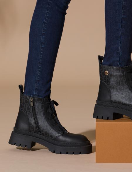 Siyah Bağcıklı Bot - 50277986001