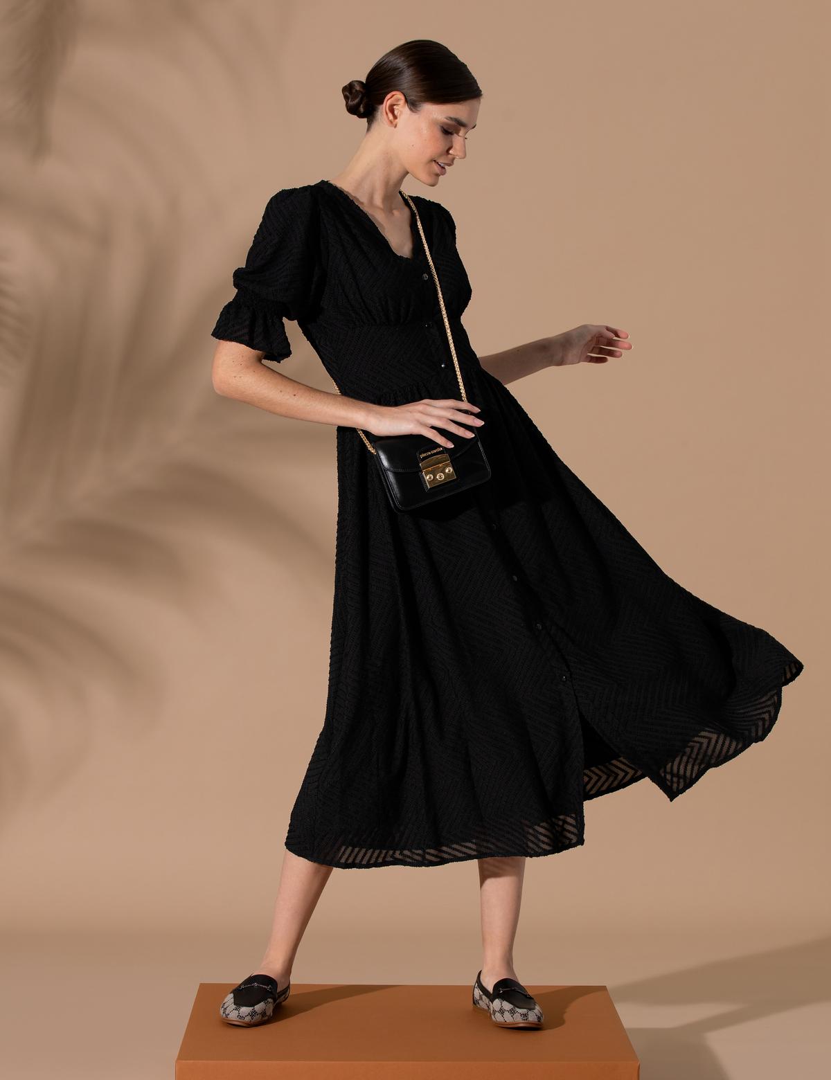 Siyah Regular Fit Dokuma Elbise