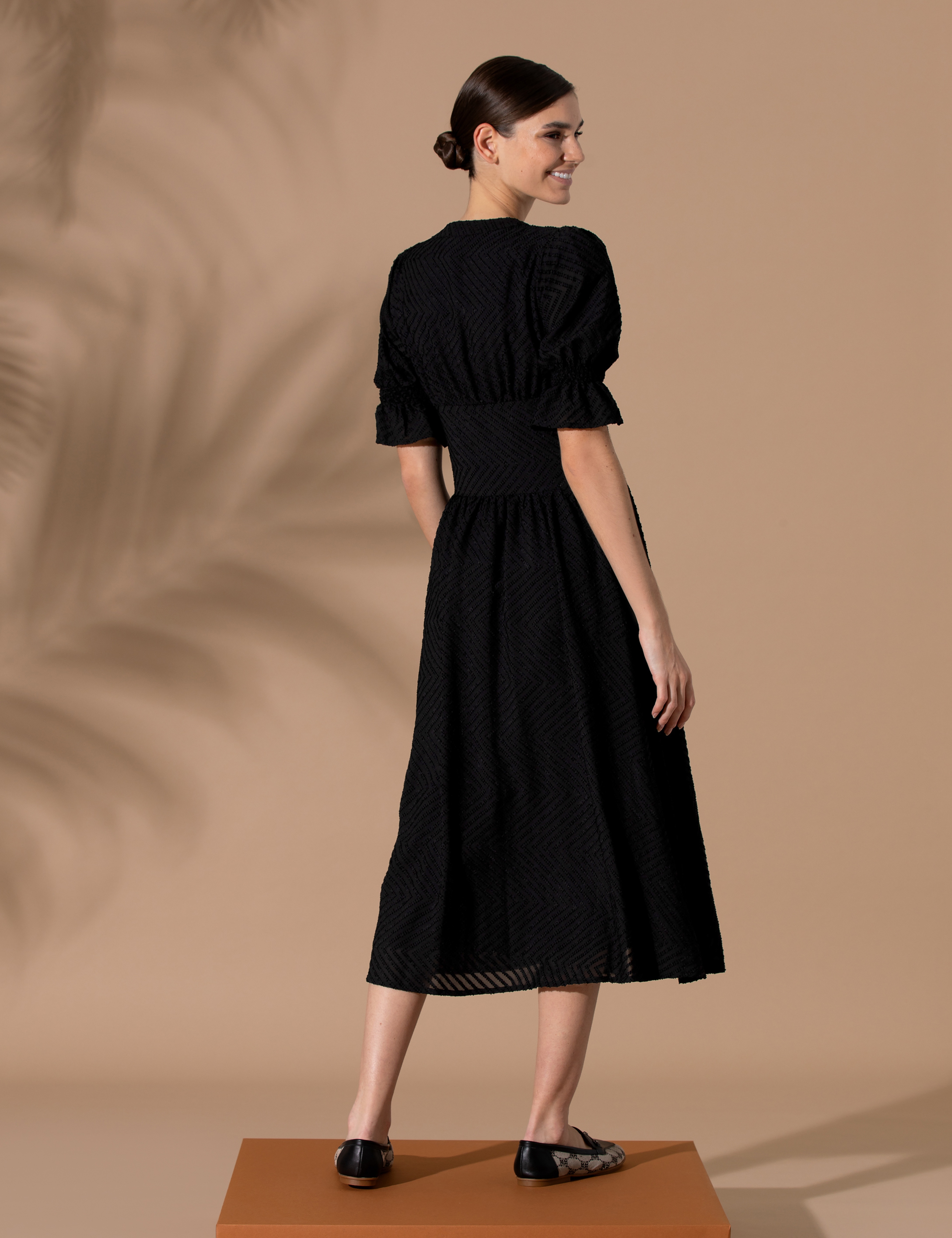 Siyah Regular Fit Dokuma Elbise - Image 5
