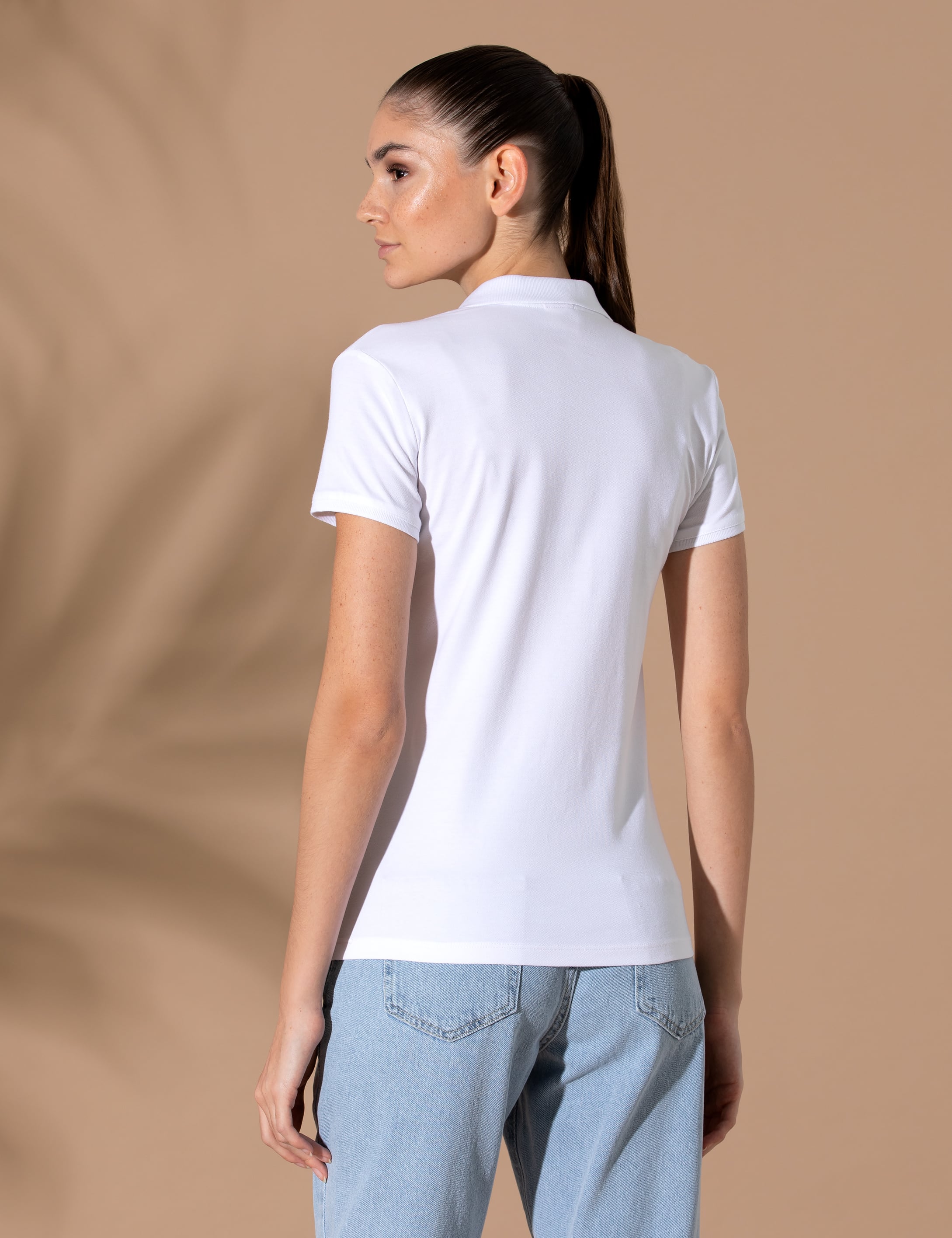 Beyaz Slim Fit Polo Yaka Basic Tişört - Image 5