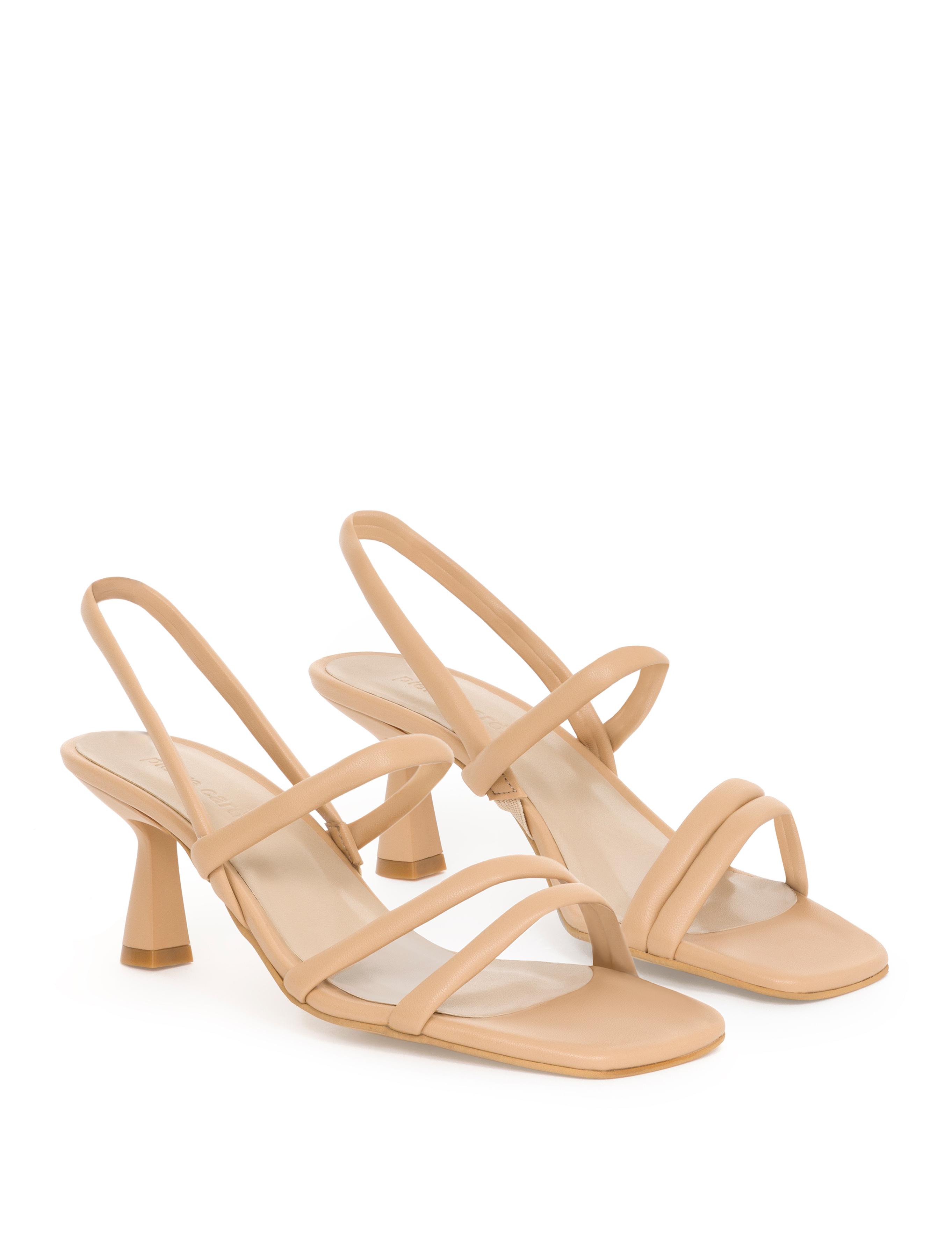 Bej Topuklu Sandalet