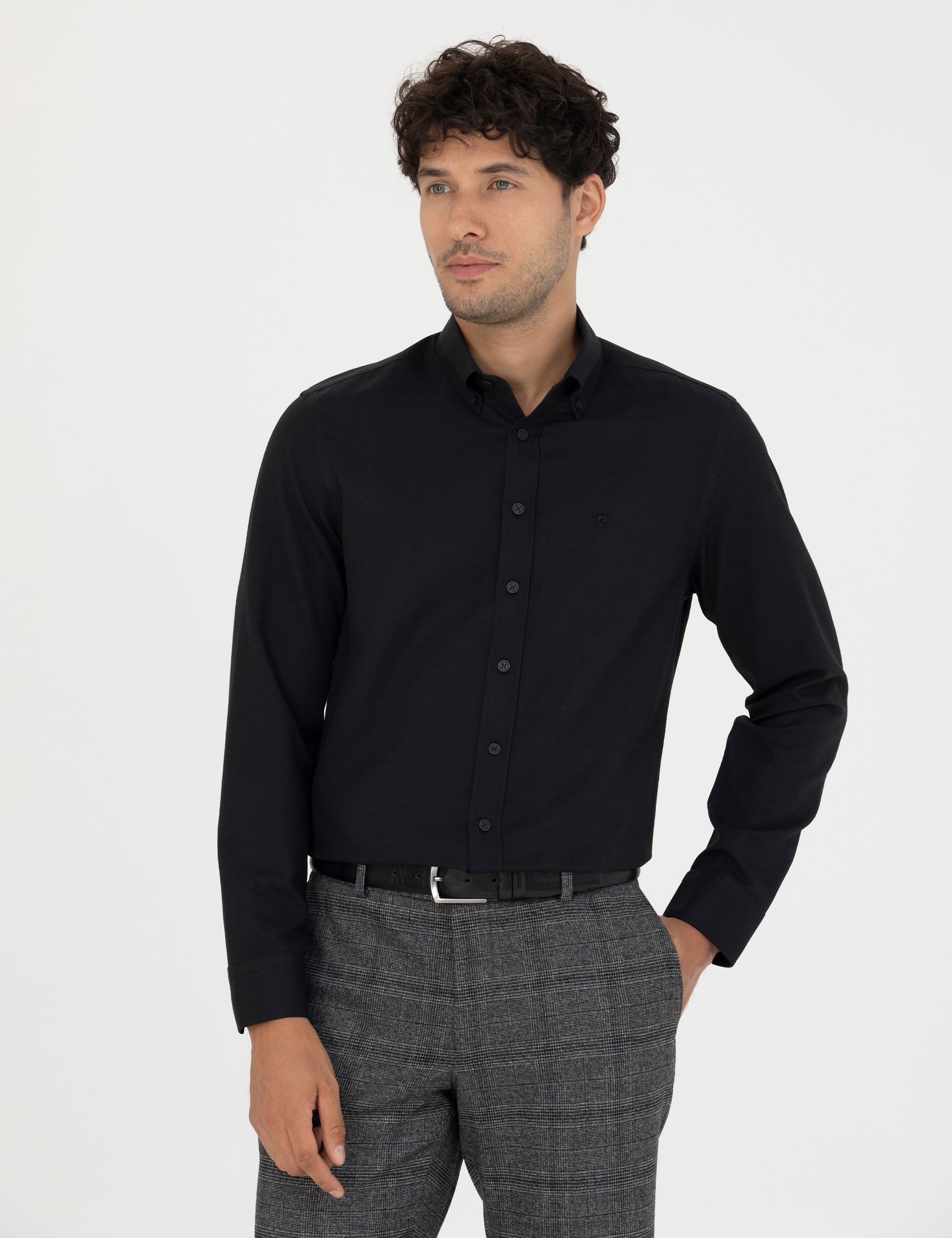 Siyah Slim Fit Uzun Kollu Gömlek - Image 1