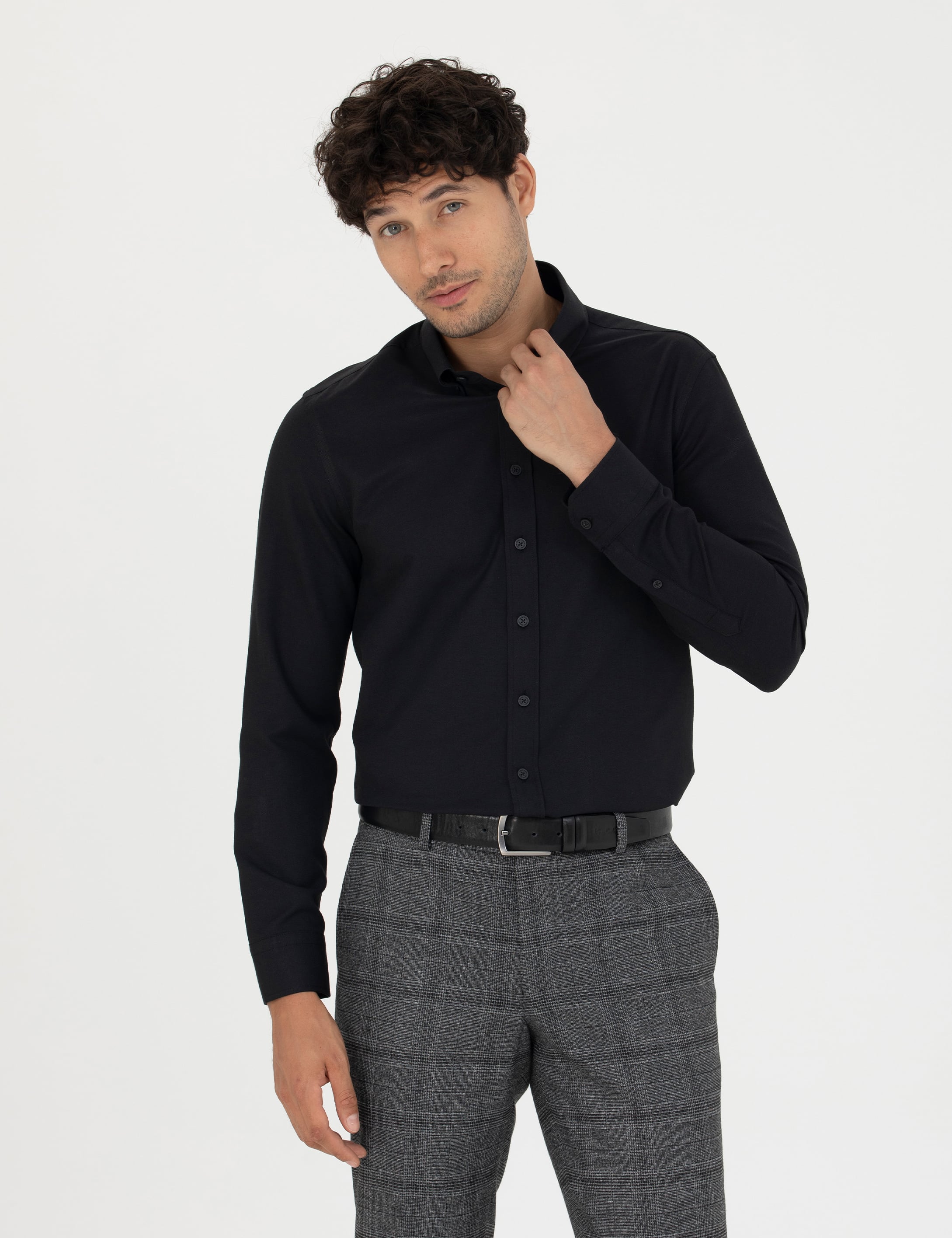 Siyah Slim Fit Uzun Kollu Gömlek
